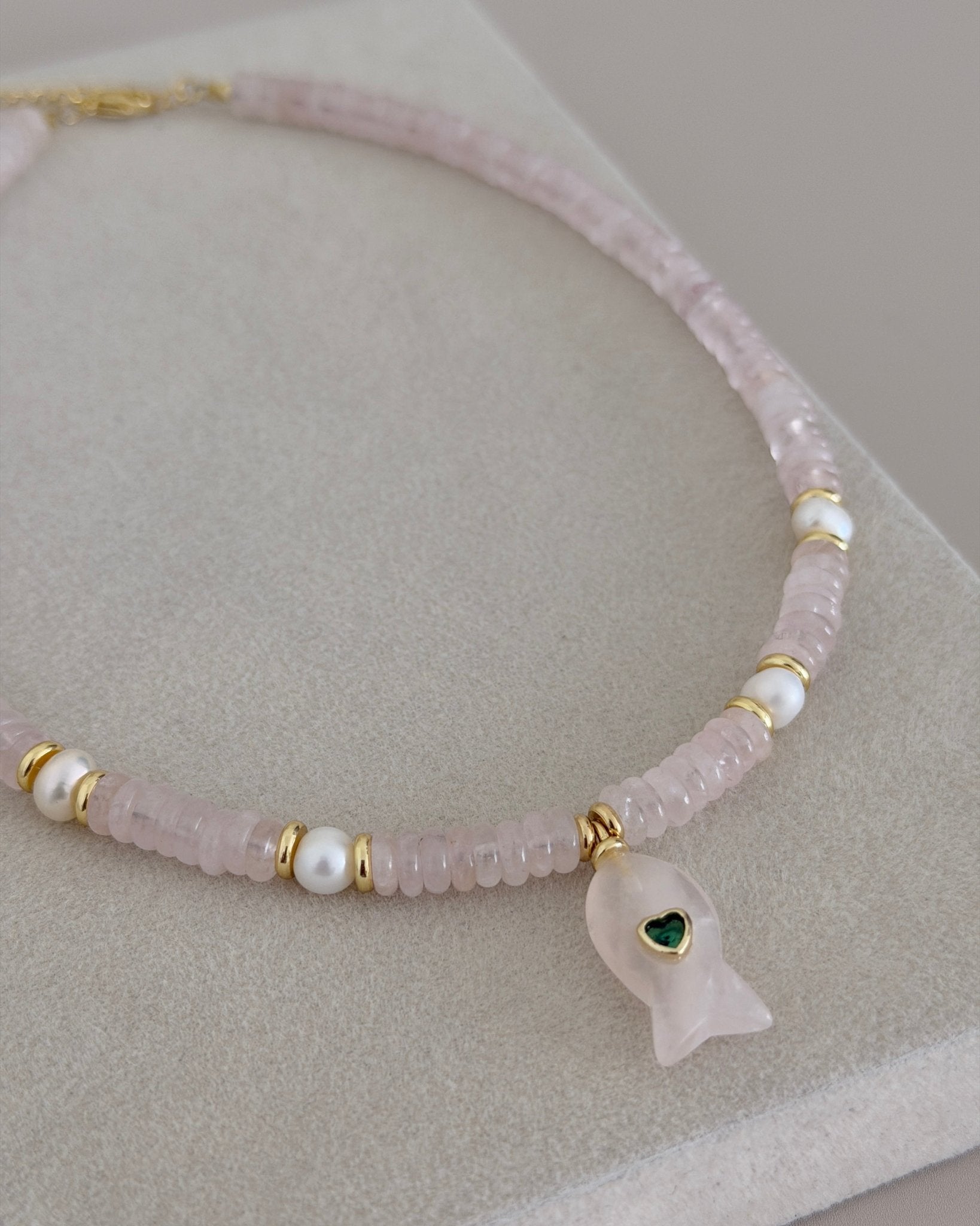 Blush Heart Necklace - Necklace | LimaLimón Store - 5