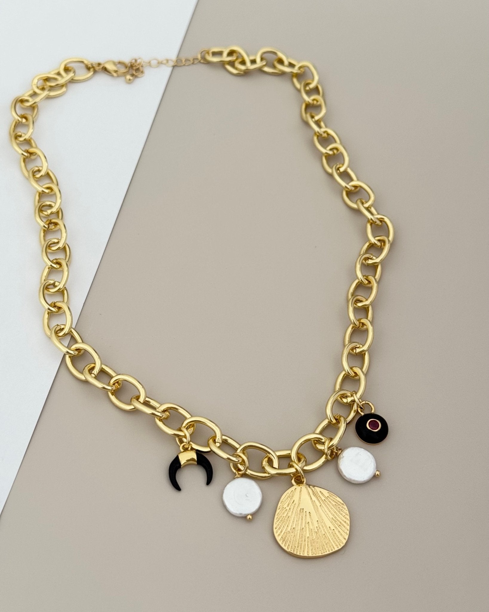 Chamrs Necklace - LimaLimón Store