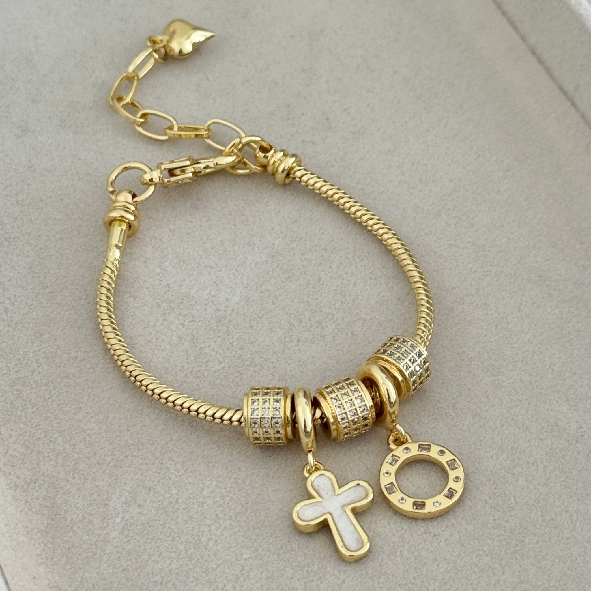 Charm Bracelet with Cross Circle Pendants - Bracelet | LimaLimón Store - 3
