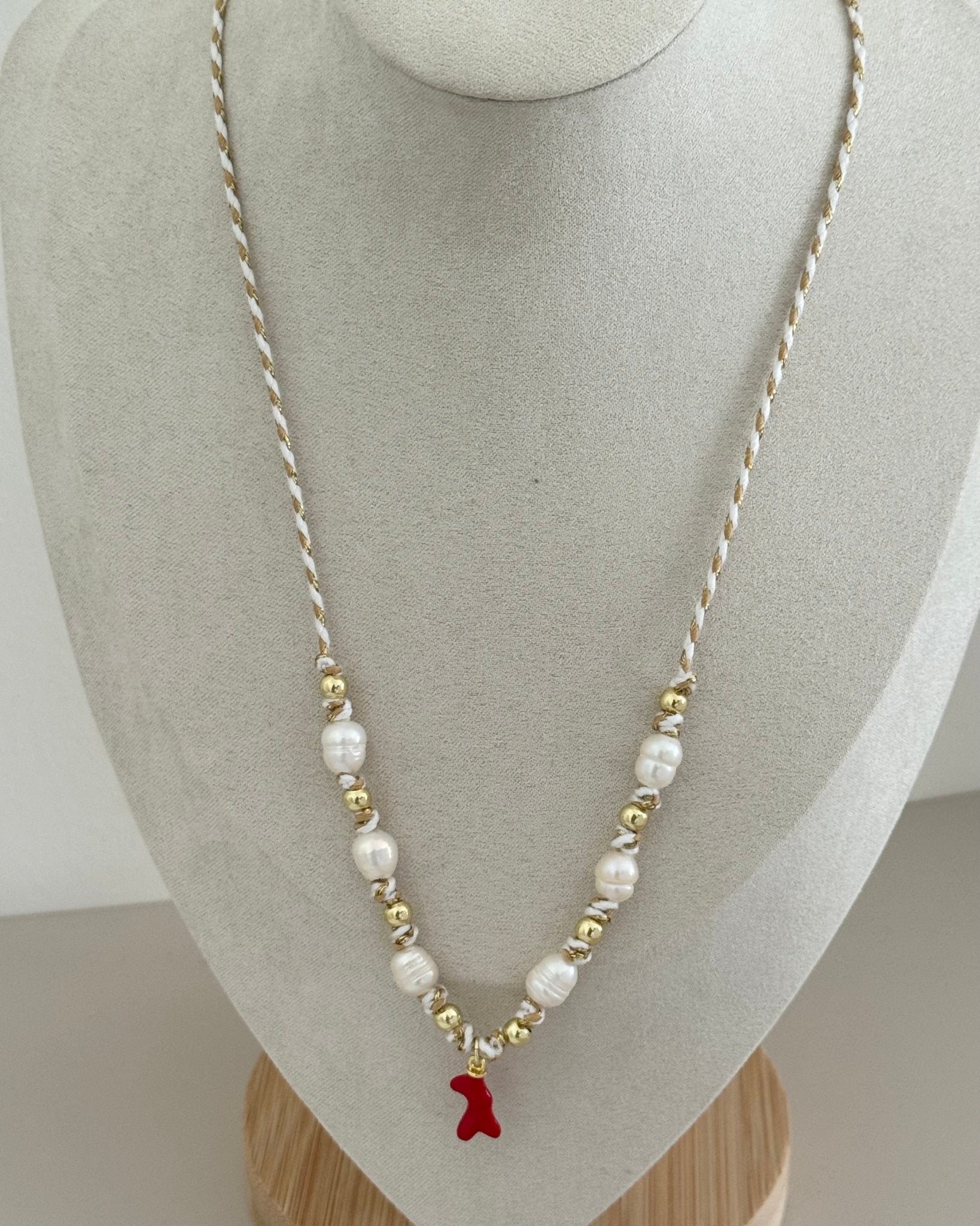 Charm Pearls Cord Necklace - LimaLimón Store