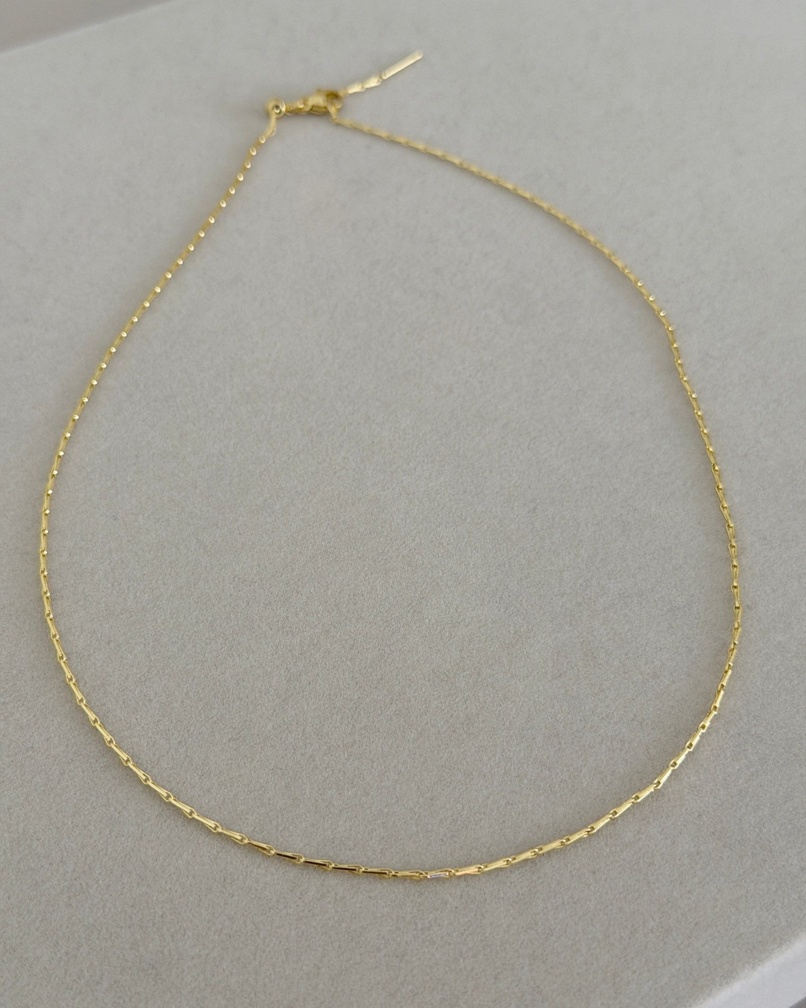 Classic Box Chain Necklace - Necklace | LimaLimón Store - 1