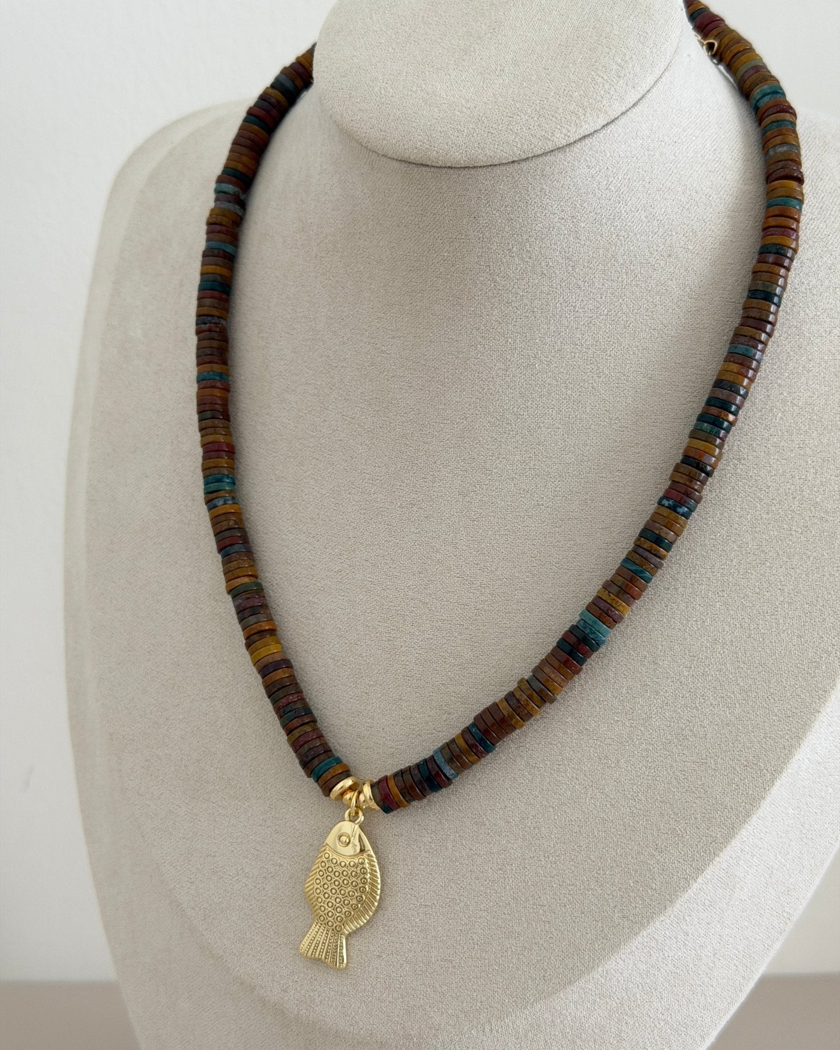 Coastal Charm Beaded Choker - Necklaces | LimaLimón Store - 7