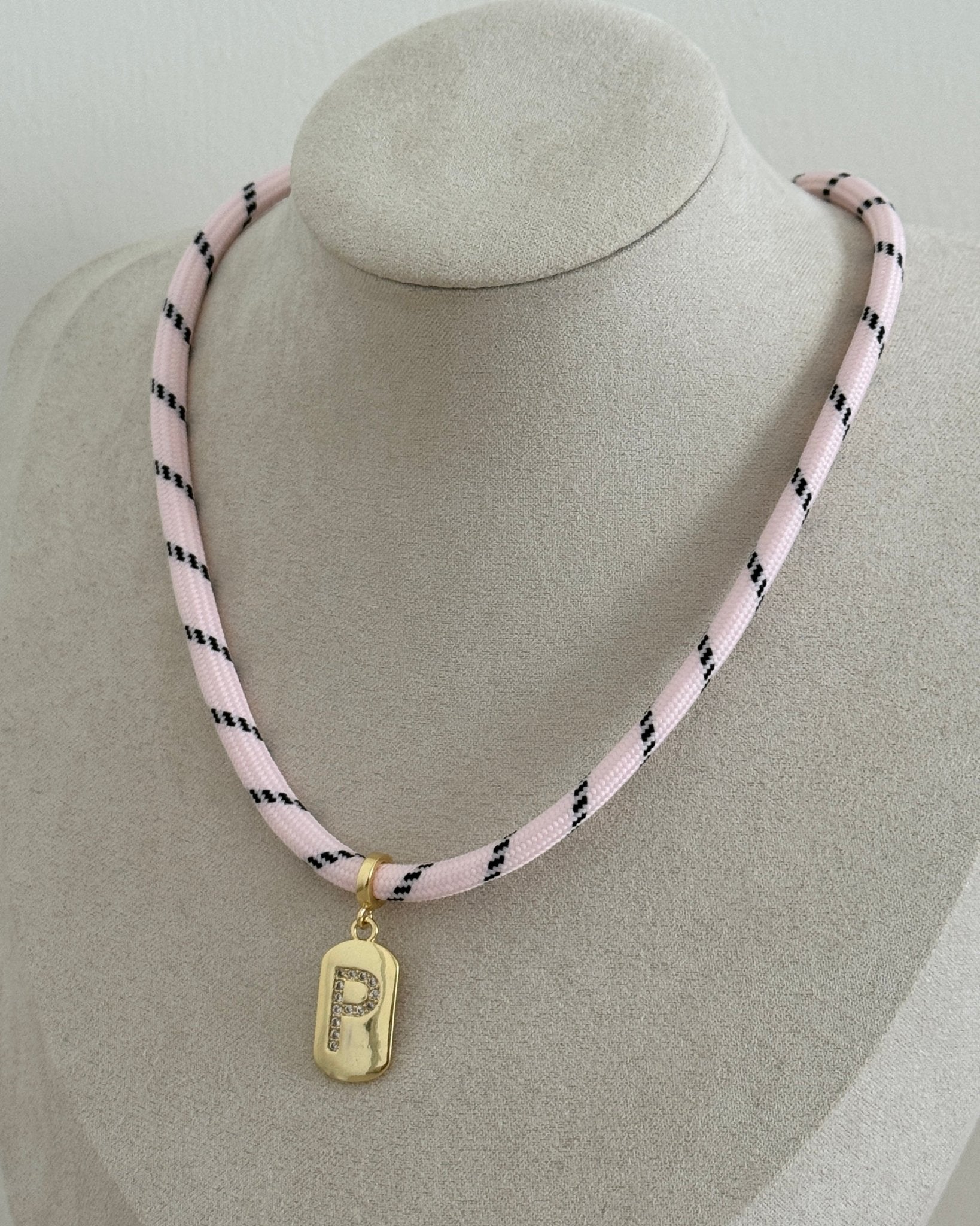 Color Cord Initial Necklace - Necklace | LimaLimón Store - 4