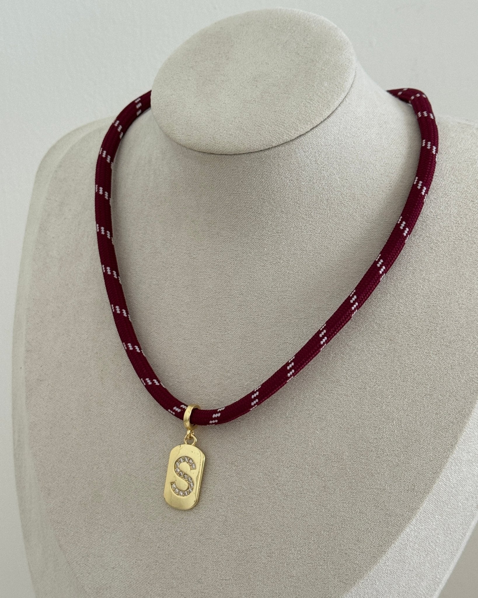 Color Cord Initial Necklace - Necklace | LimaLimón Store - 2