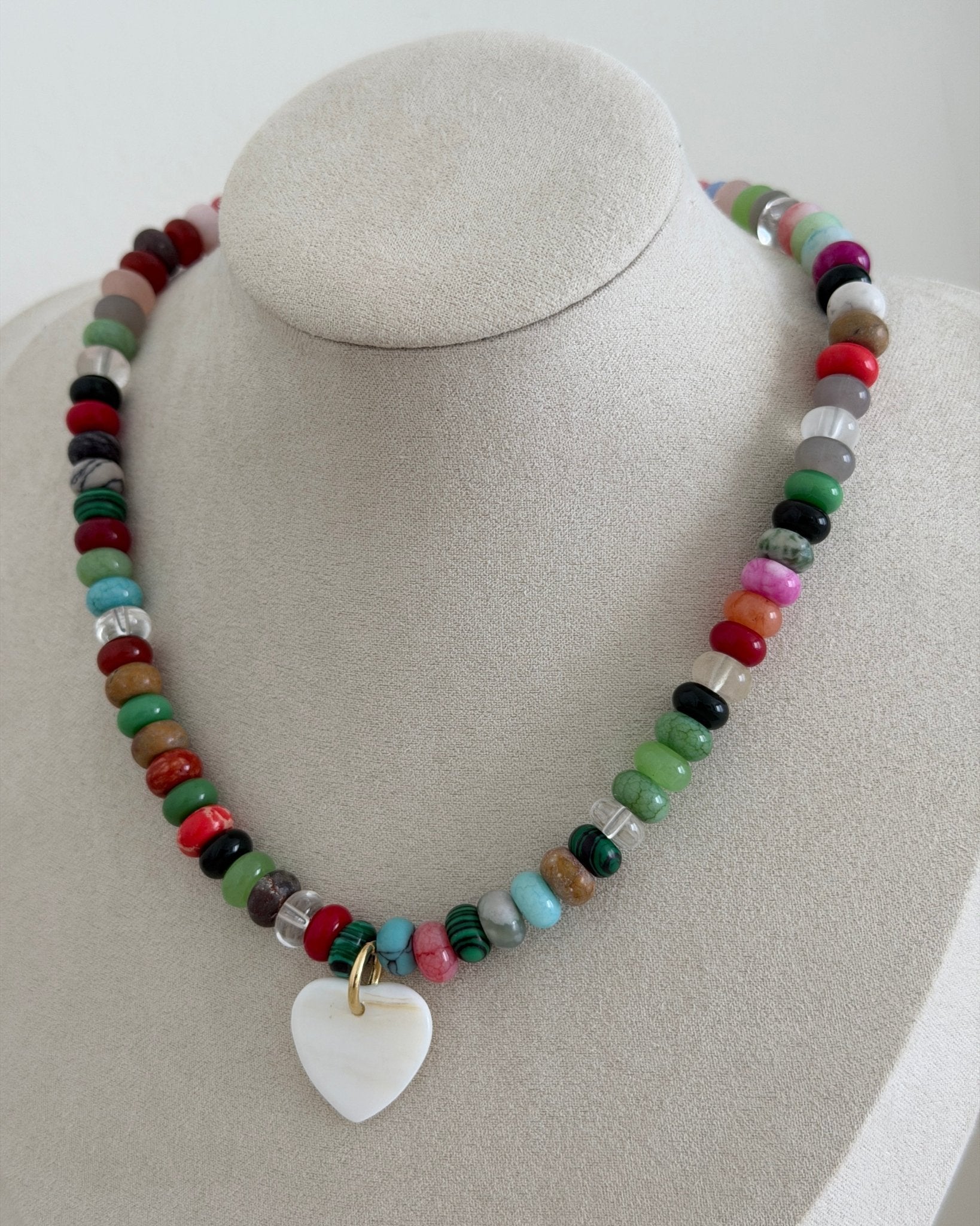 Color Pop Heart Choker - Necklaces | LimaLimón Store - 3