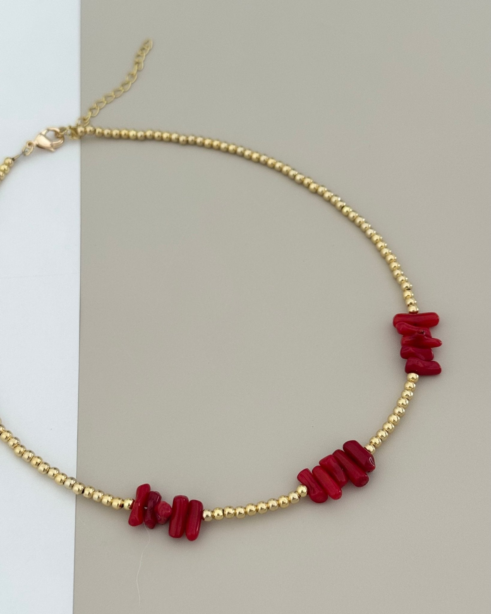 Coral Bead Necklace - LimaLimón Store
