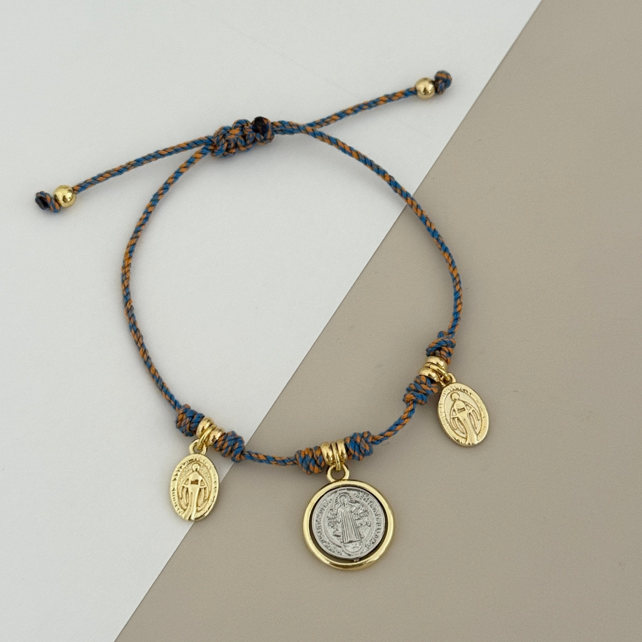 Cord Bracelet with Saint Benedict and Miraculous Medals - Bracelets | LimaLimón Store - 1