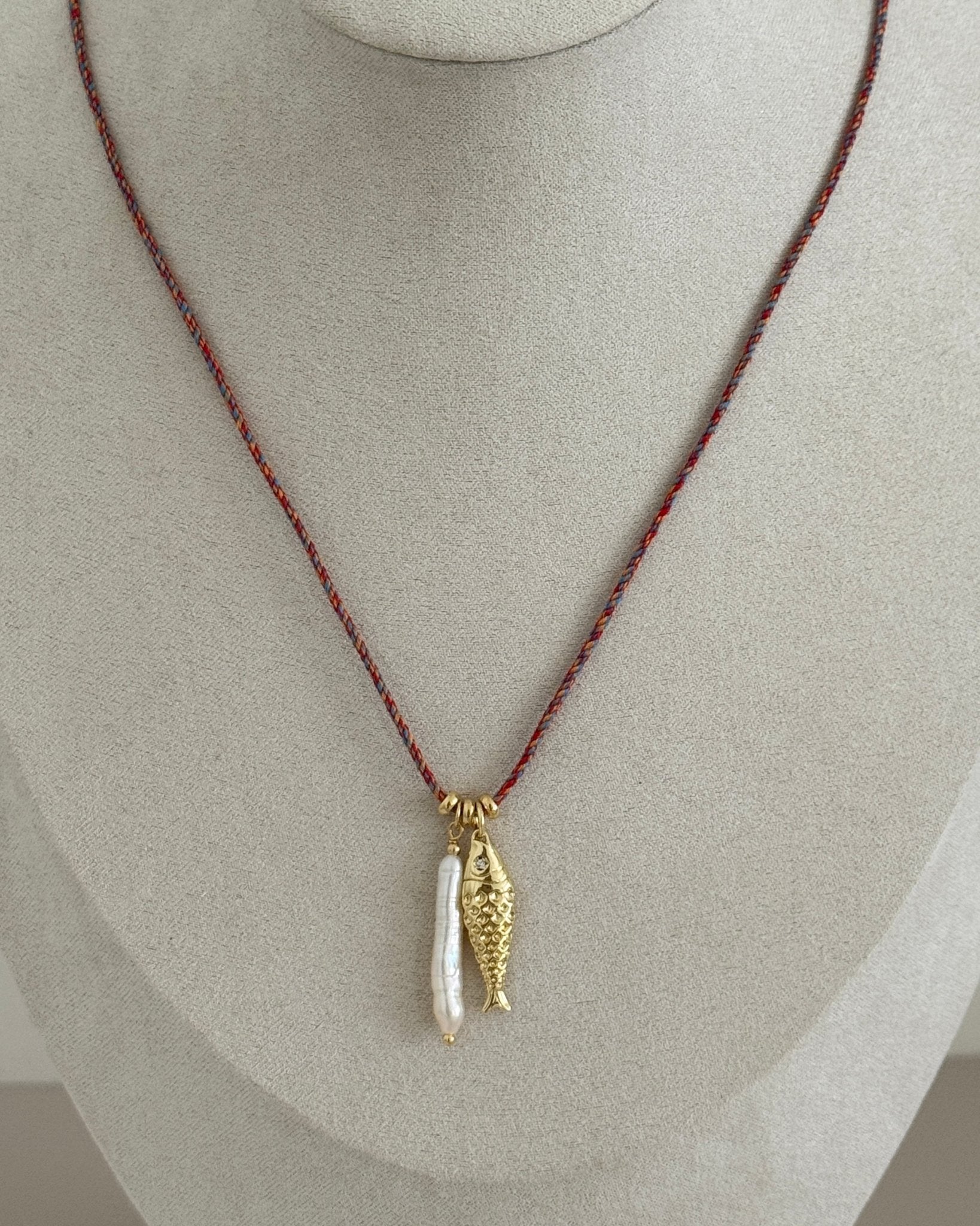 Cord Necklace with Gold Fish Charm - Necklace | LimaLimón Store - 2
