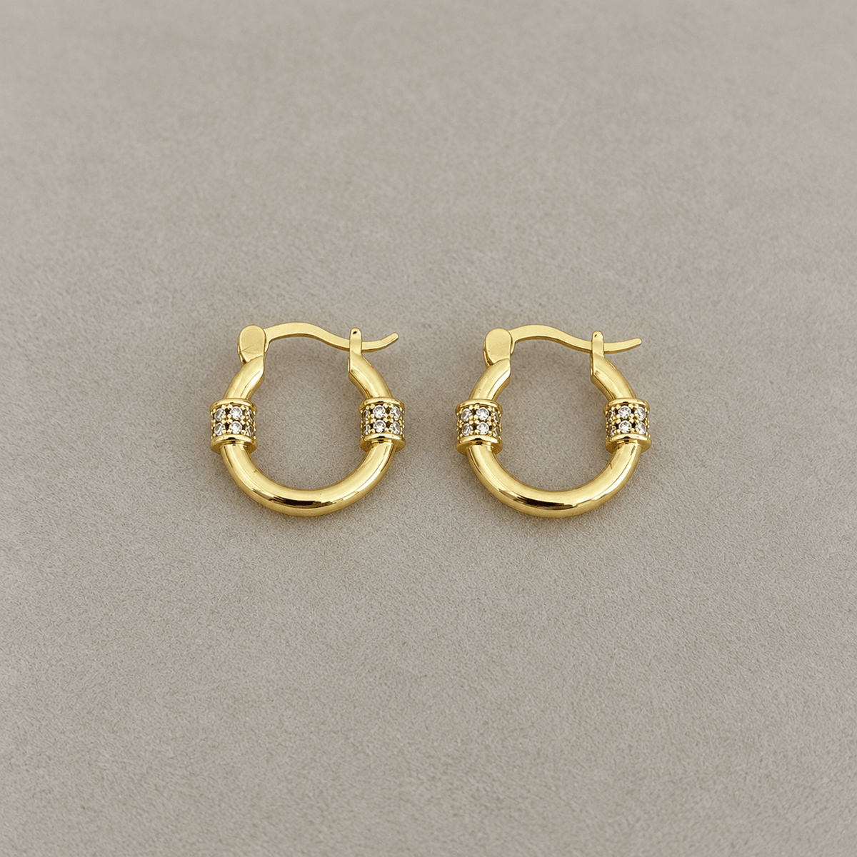 Crystal Accent Gold Hoops - Earring | LimaLimón Store - 1