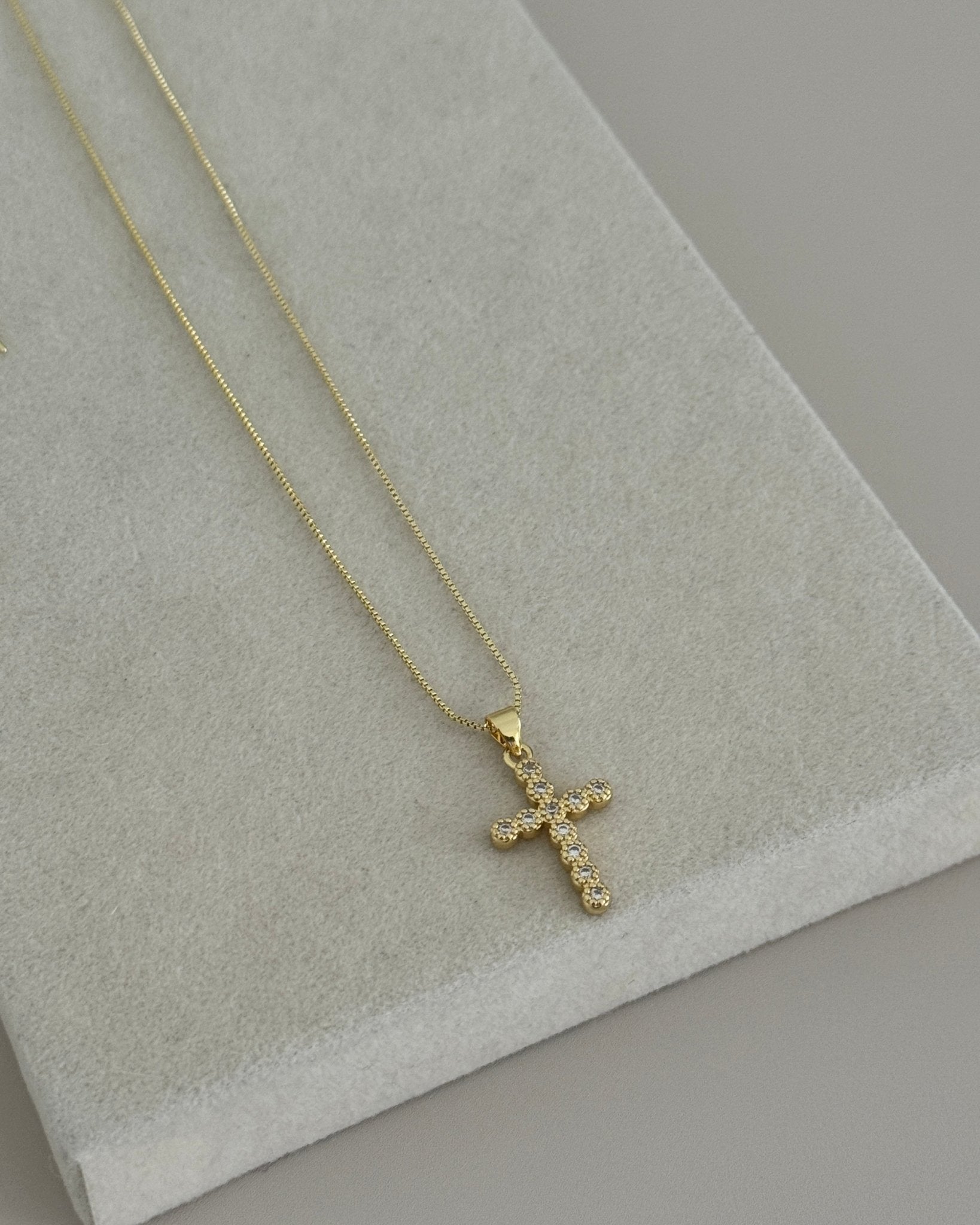 Crystal Cross Necklace - Necklace | LimaLimón Store - 5