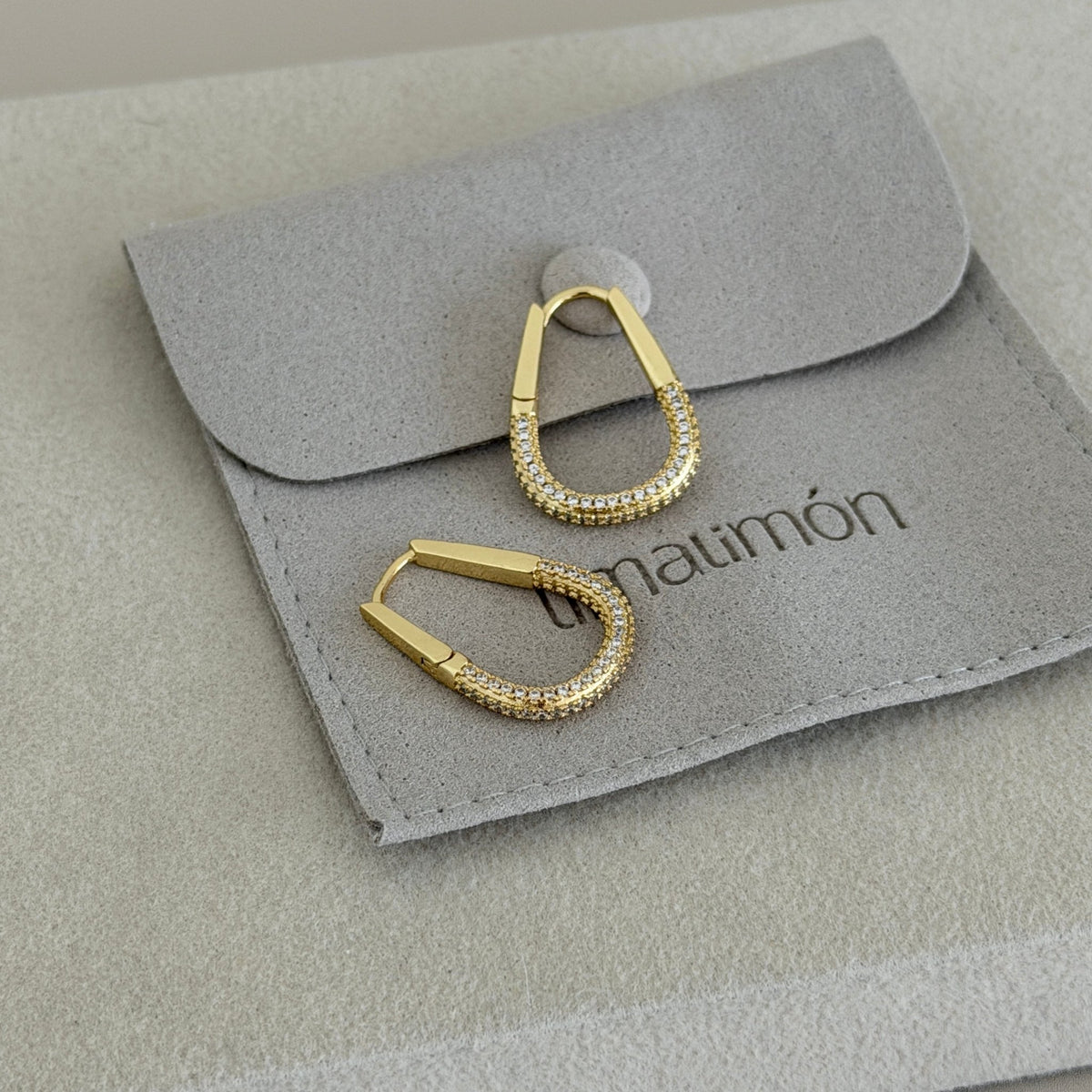 Crystal Drop Hoop Earrings - Earring | LimaLimón Store - 2