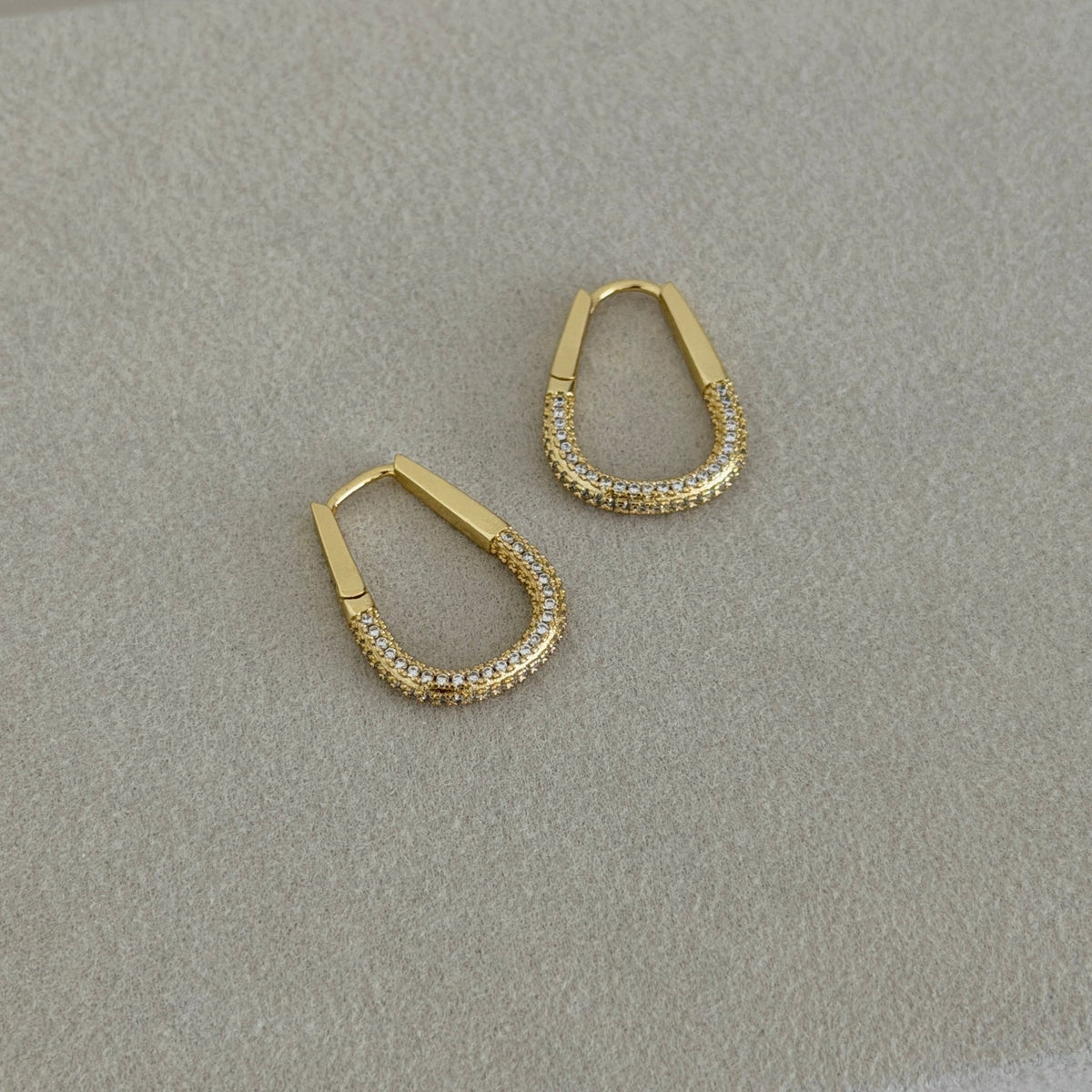 Crystal Drop Hoop Earrings - Earring | LimaLimón Store - 4