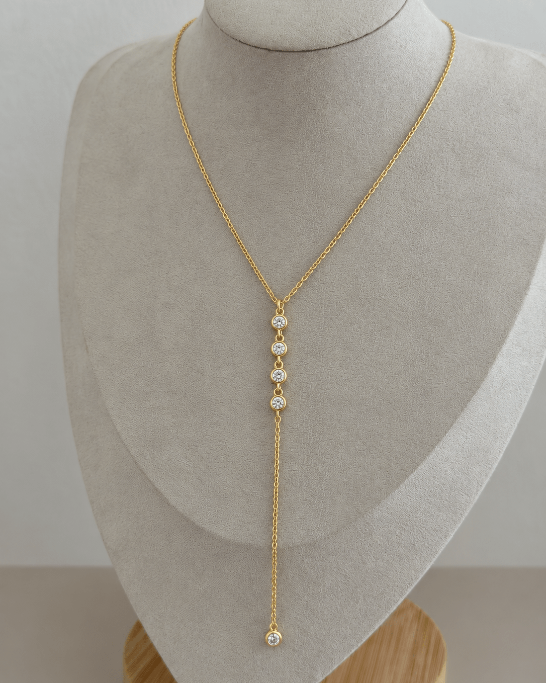 Crystal Drop Y Necklace - Necklaces | LimaLimón Store - 1