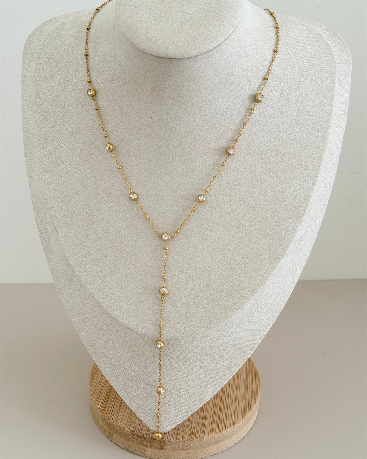 Crystal Drop Y Necklace - Necklaces | LimaLimón Store - 1
