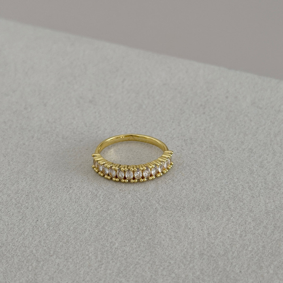 Crystal Eternity Band Ring - ring jewelry | LimaLimón Store - 1