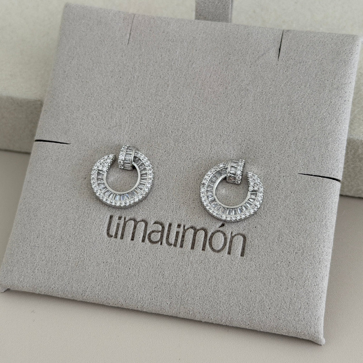 Crystal Knot Earrings - Earring | LimaLimón Store - 2