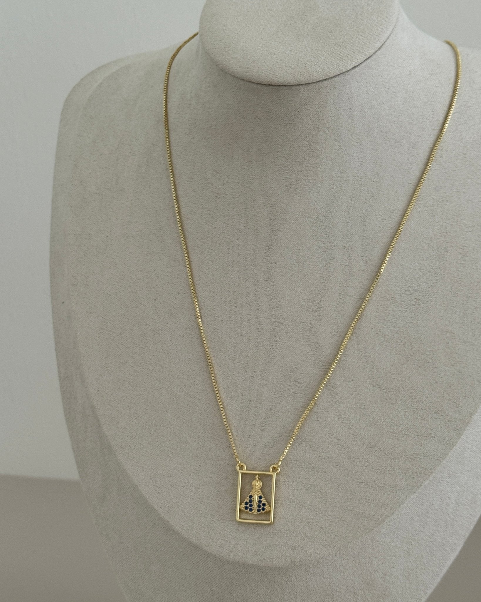 Del Valle Virgin Necklace - Necklace | LimaLimón Store - 2