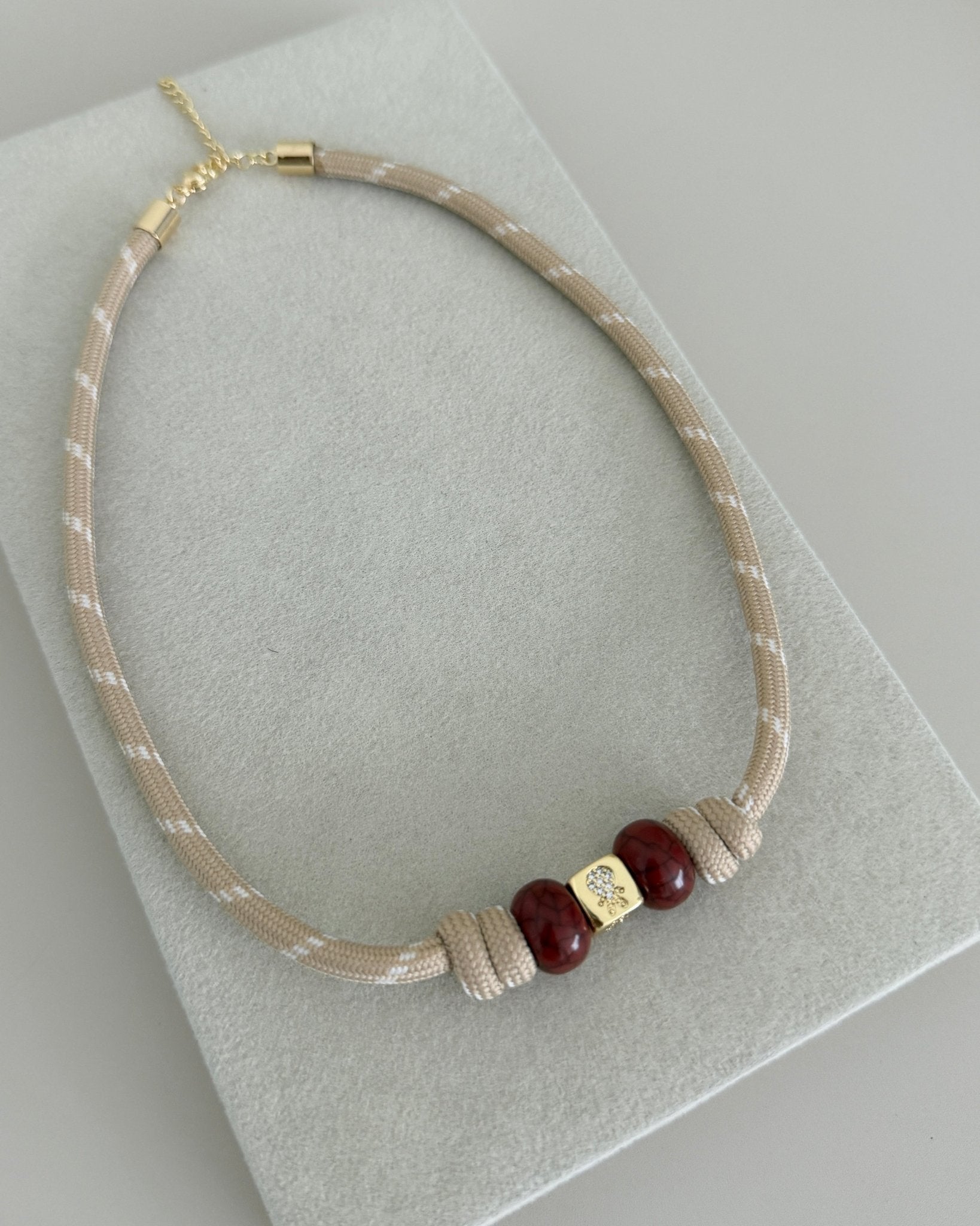 Desert Knot Charm Necklace - Necklaces | LimaLimón Store - 2