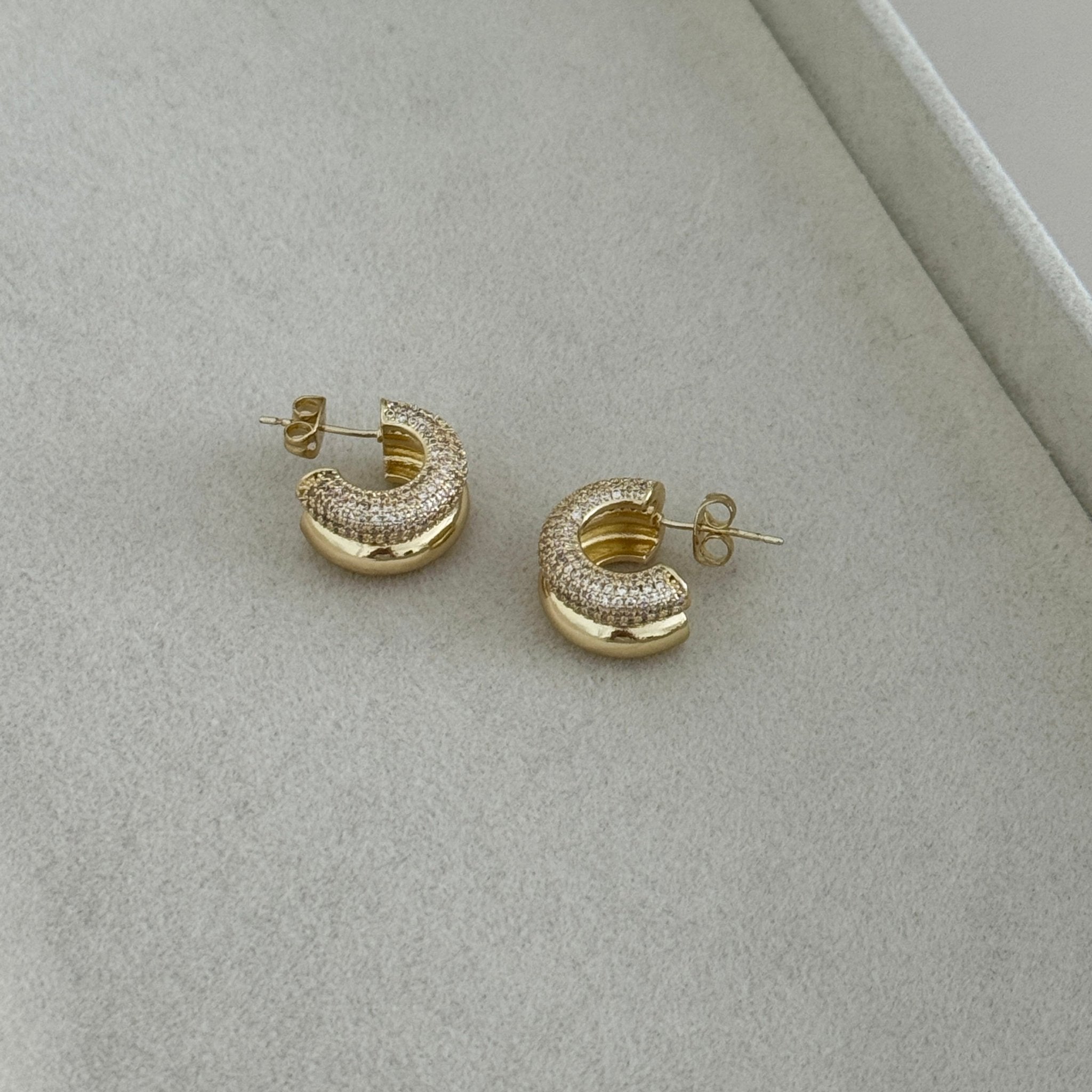 Double Texture Hoop Earrings - Earring | LimaLimón Store - 3