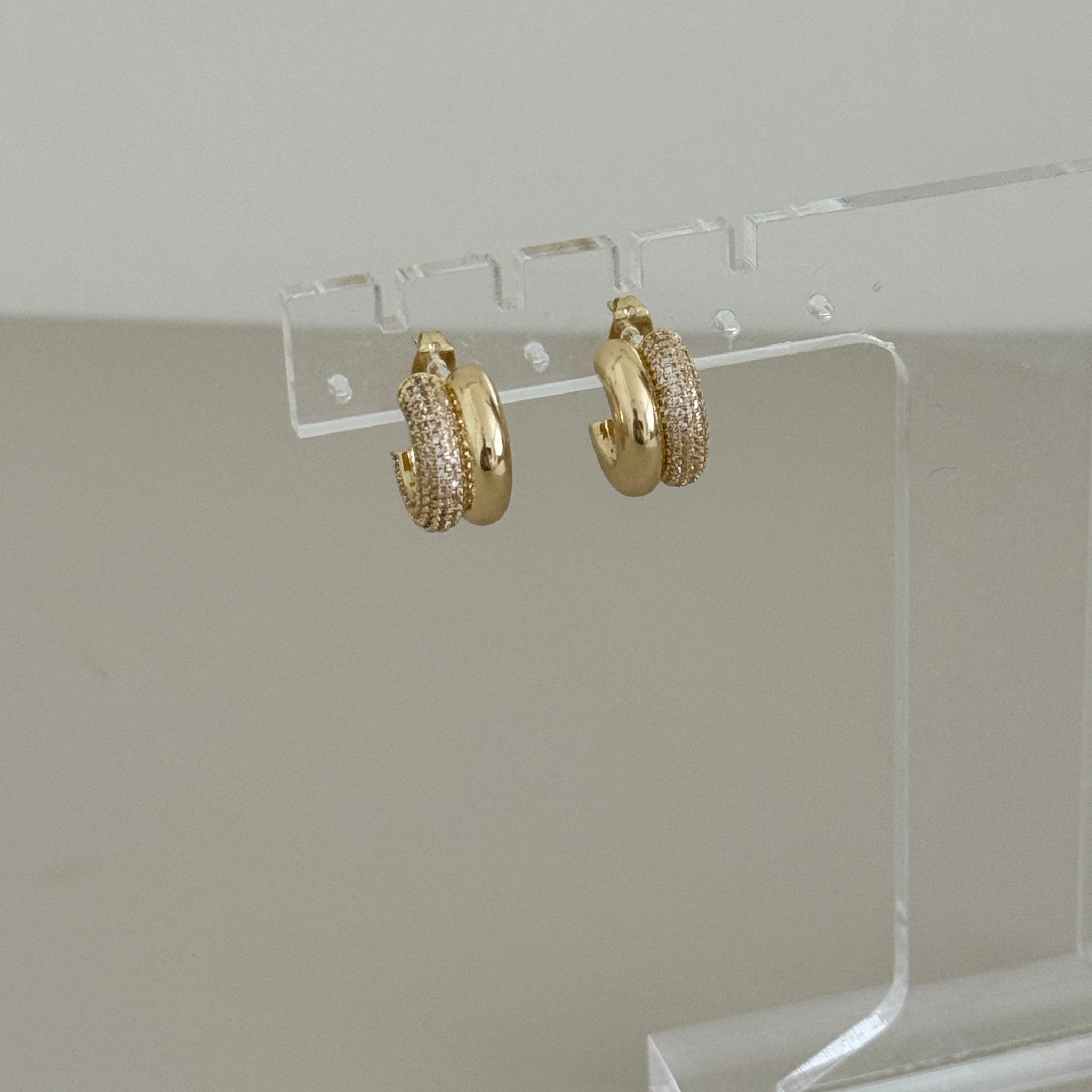 Double Texture Hoop Earrings - Earring | LimaLimón Store - 4