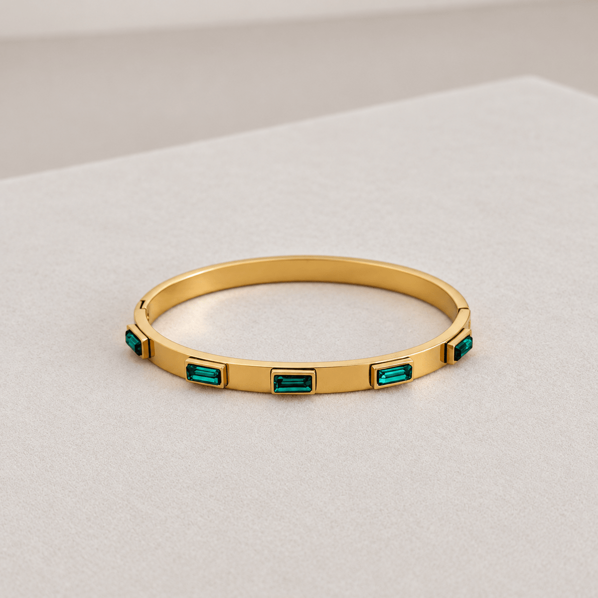 Emerald Baguette Bangle Bracelet - Bracelets | LimaLimón Store - 2