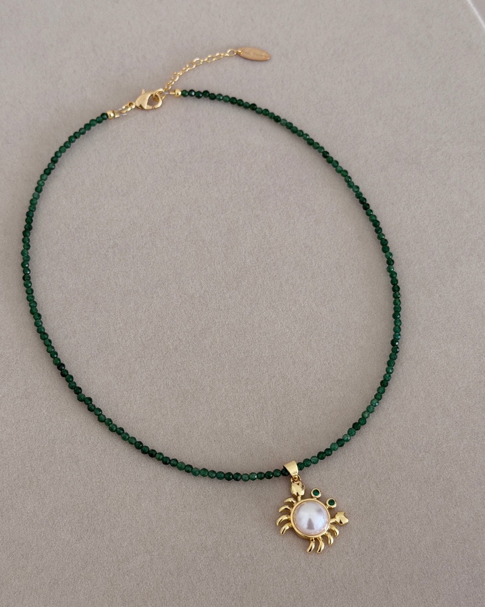 Emerald Crab Charm Necklace - Necklaces | LimaLimón Store - 1