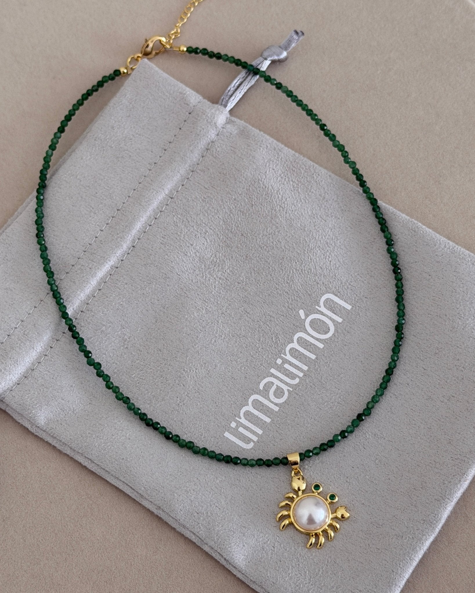 Emerald Crab Charm Necklace - Necklaces | LimaLimón Store - 4