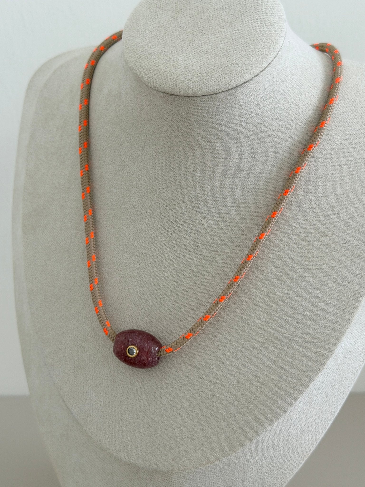 Evil Eye Cord Necklace - Necklaces | LimaLimón Store - 3