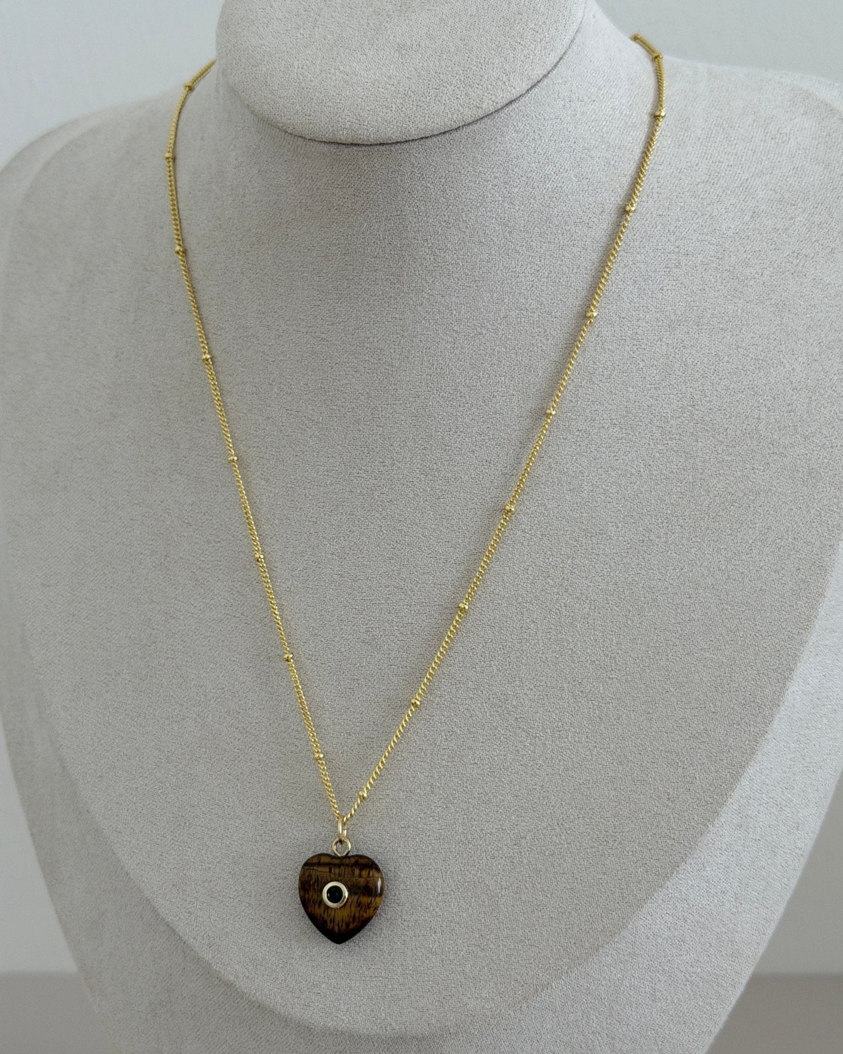 Evil Eye Heart Necklace - Necklace | LimaLimón Store - 6