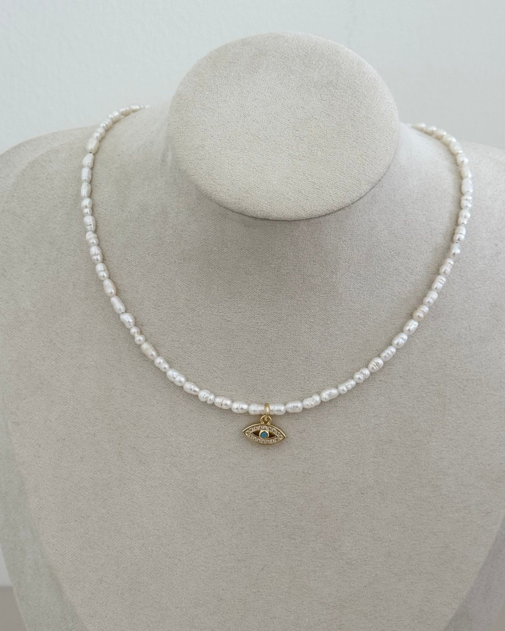 Evil Eye Pearls Necklace - LimaLimón Store