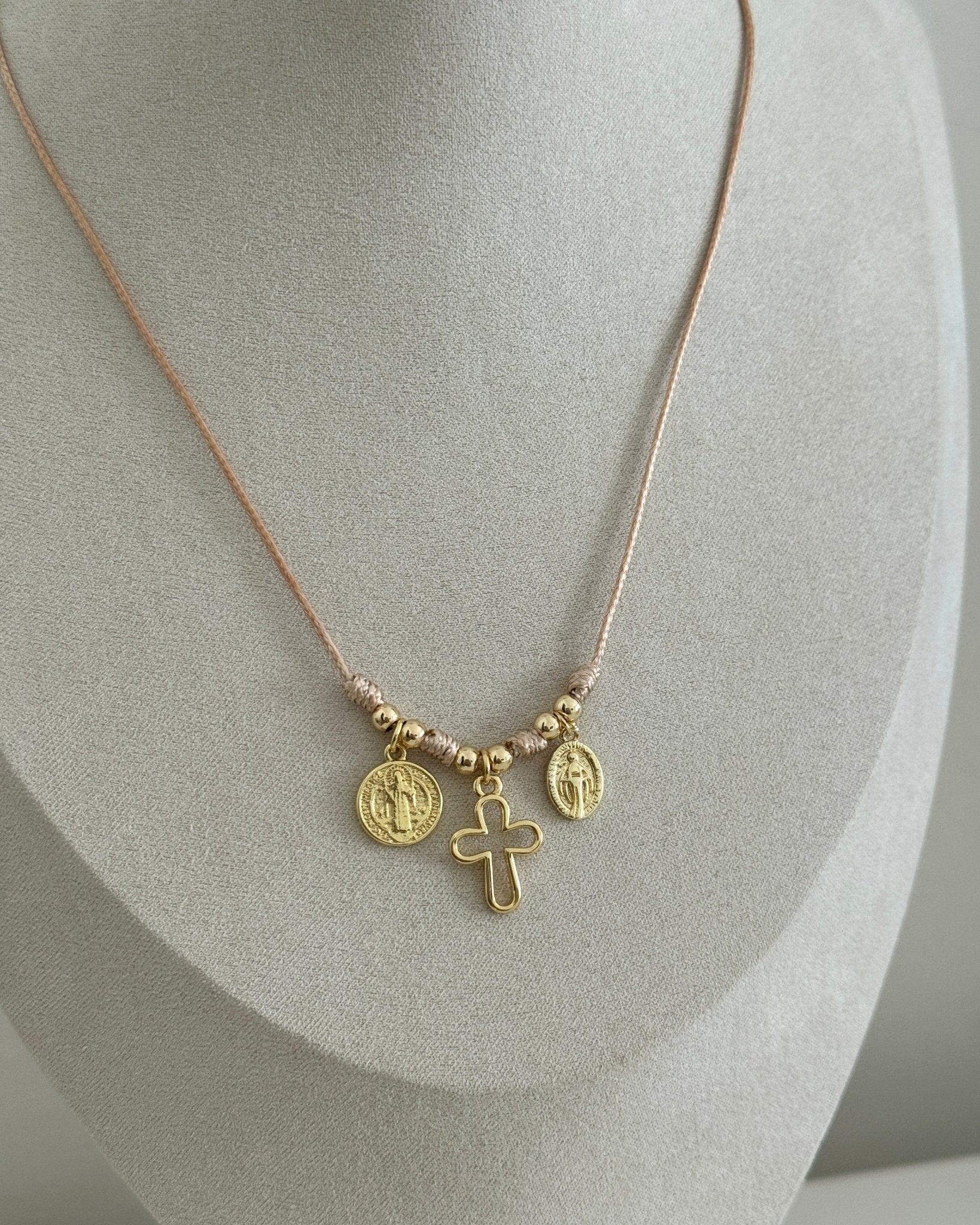 Faith and Blessings Necklace - Necklace | LimaLimón Store - 5
