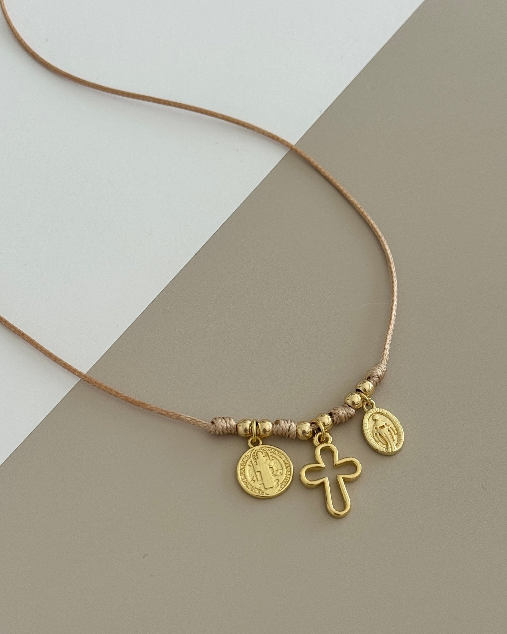 Faith and Blessings Necklace - Necklace | LimaLimón Store - 4