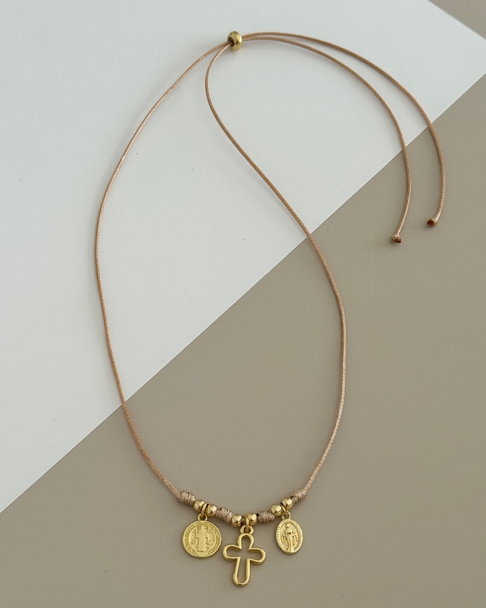 Faith and Blessings Necklace - Necklace | LimaLimón Store - 1