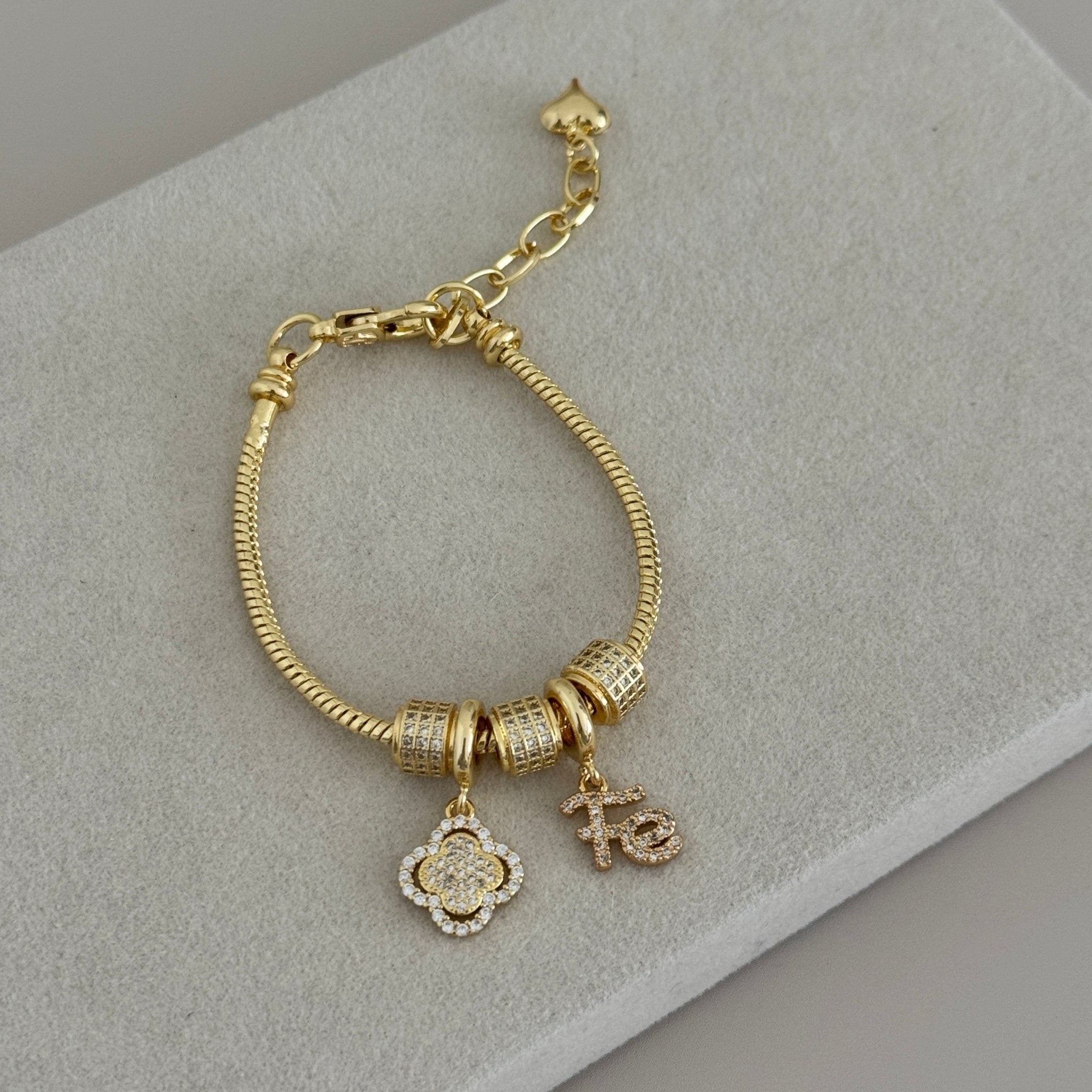 Faith & Clover Gold Bracelet - Bracelet | LimaLimón Store - 1