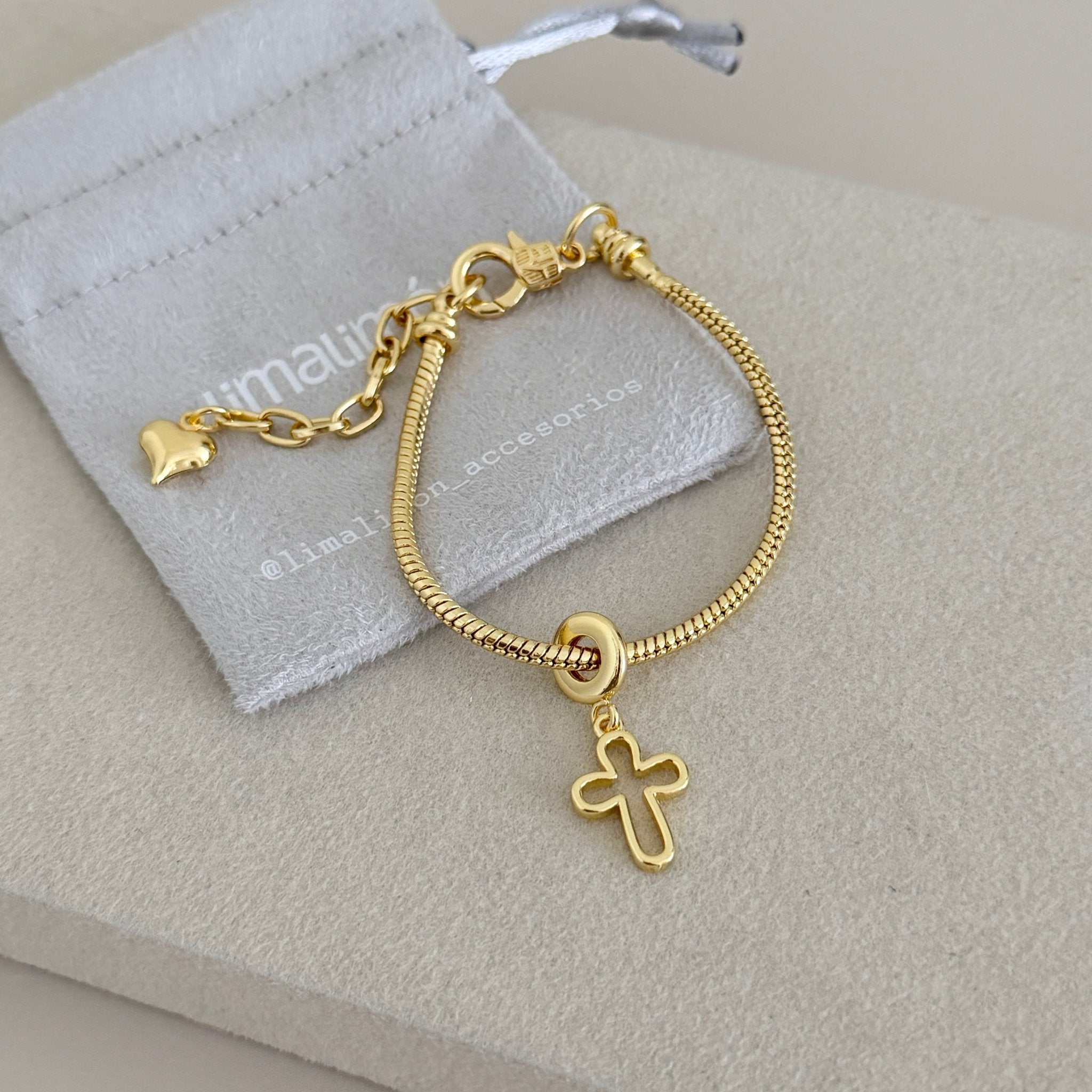 Faith & Love Charm Bracelet - Bracelet | LimaLimón Store - 3