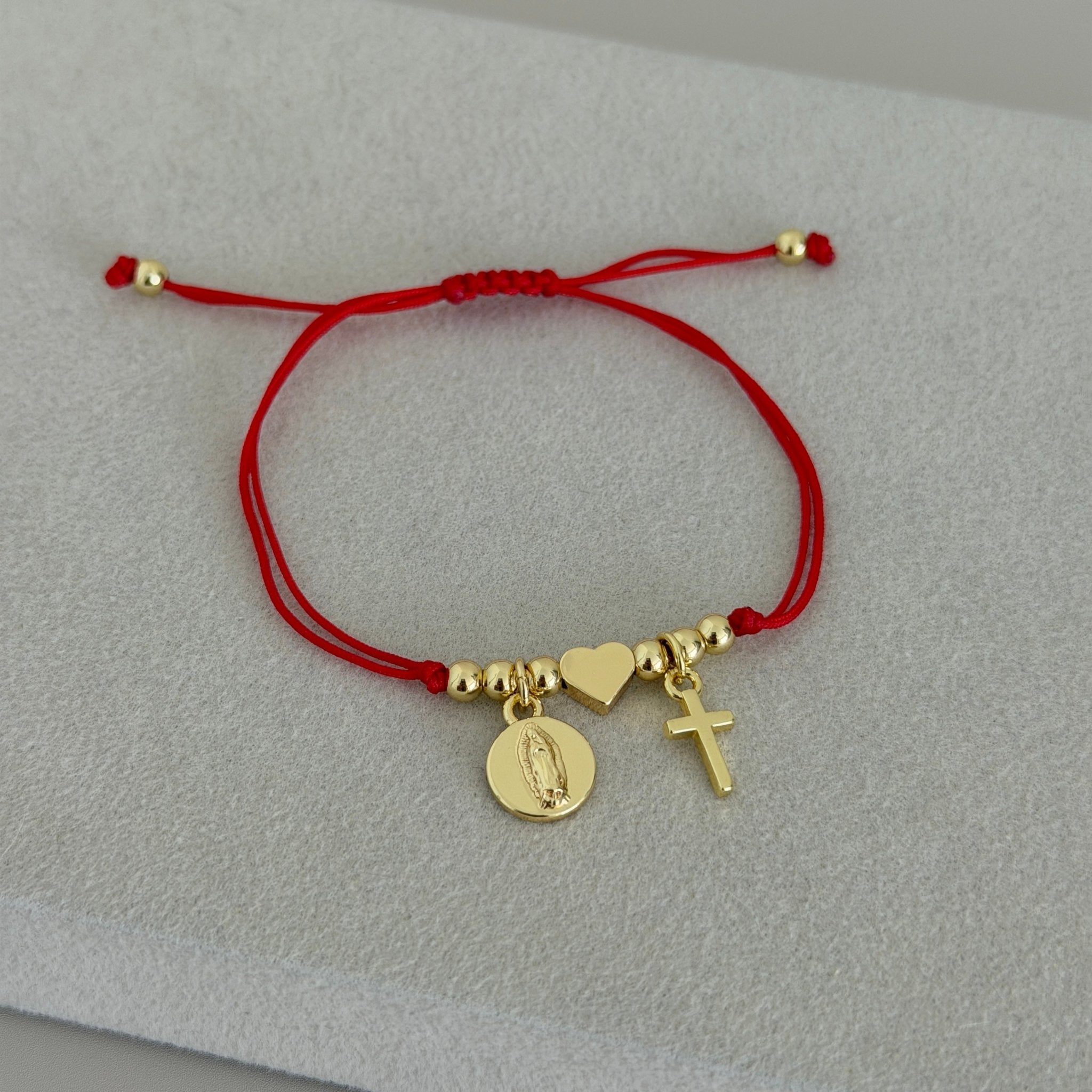 Faith & Love Red Bracelet - Bracelet | LimaLimón Store - 1