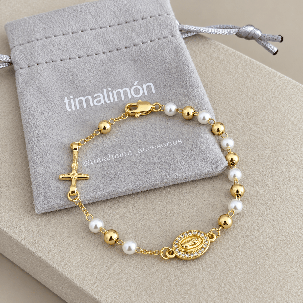 Faith Pearl Rosary Bracelet - Bracelet | LimaLimón Store - 2