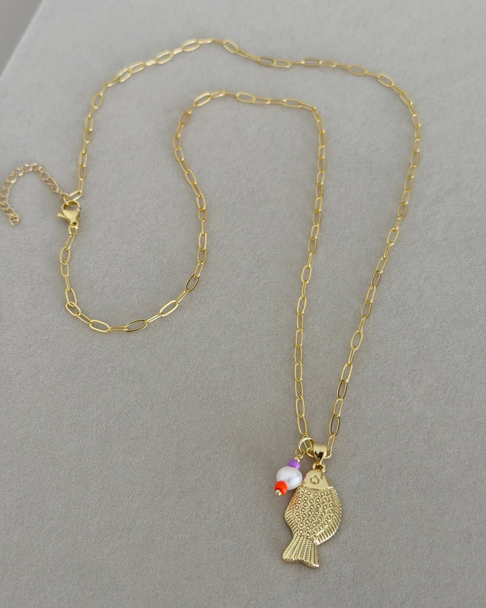 Fish Charm Necklace - Necklaces | LimaLimón Store - 1