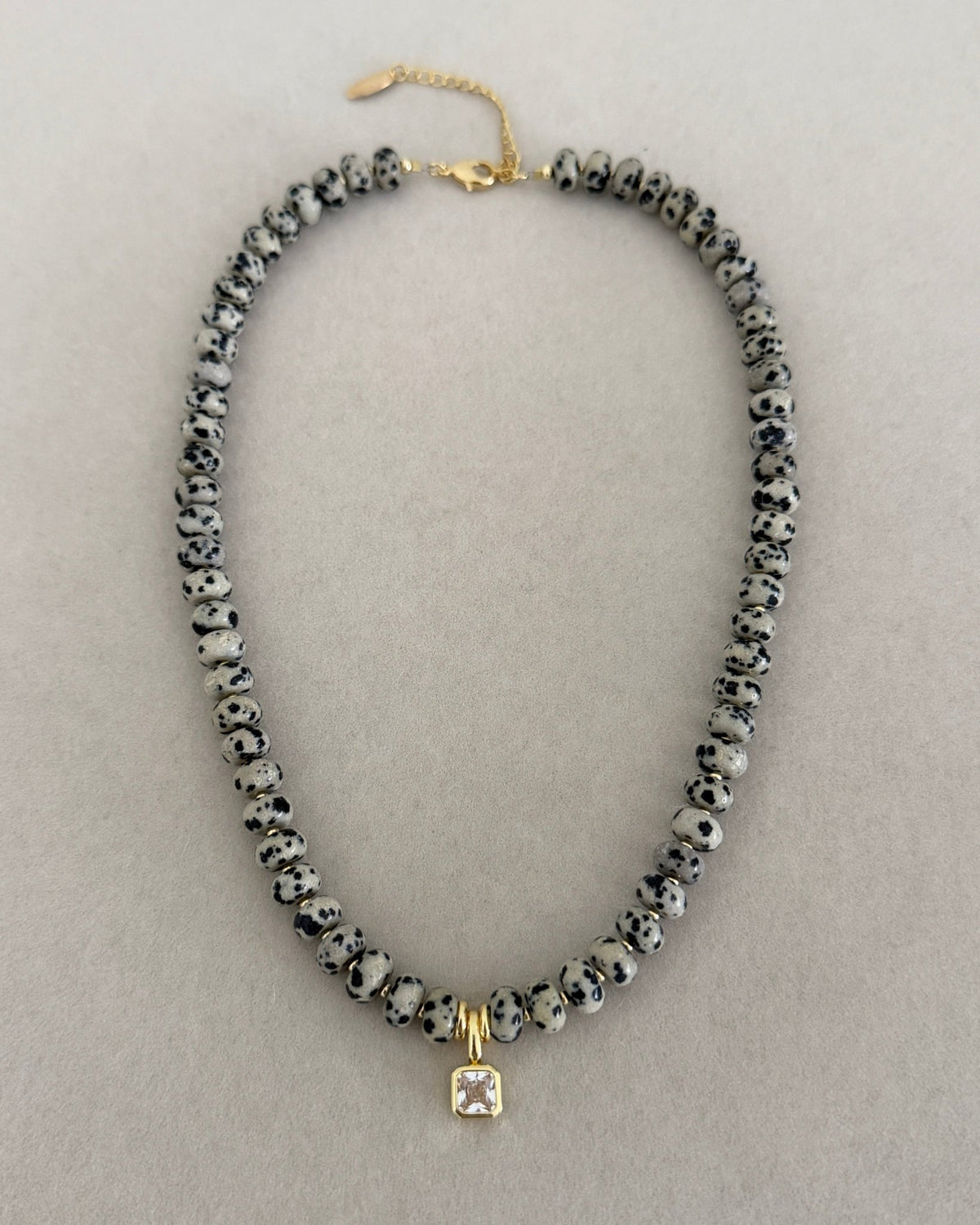 Gemstone Glow Necklace - Necklaces | LimaLimón Store - 4