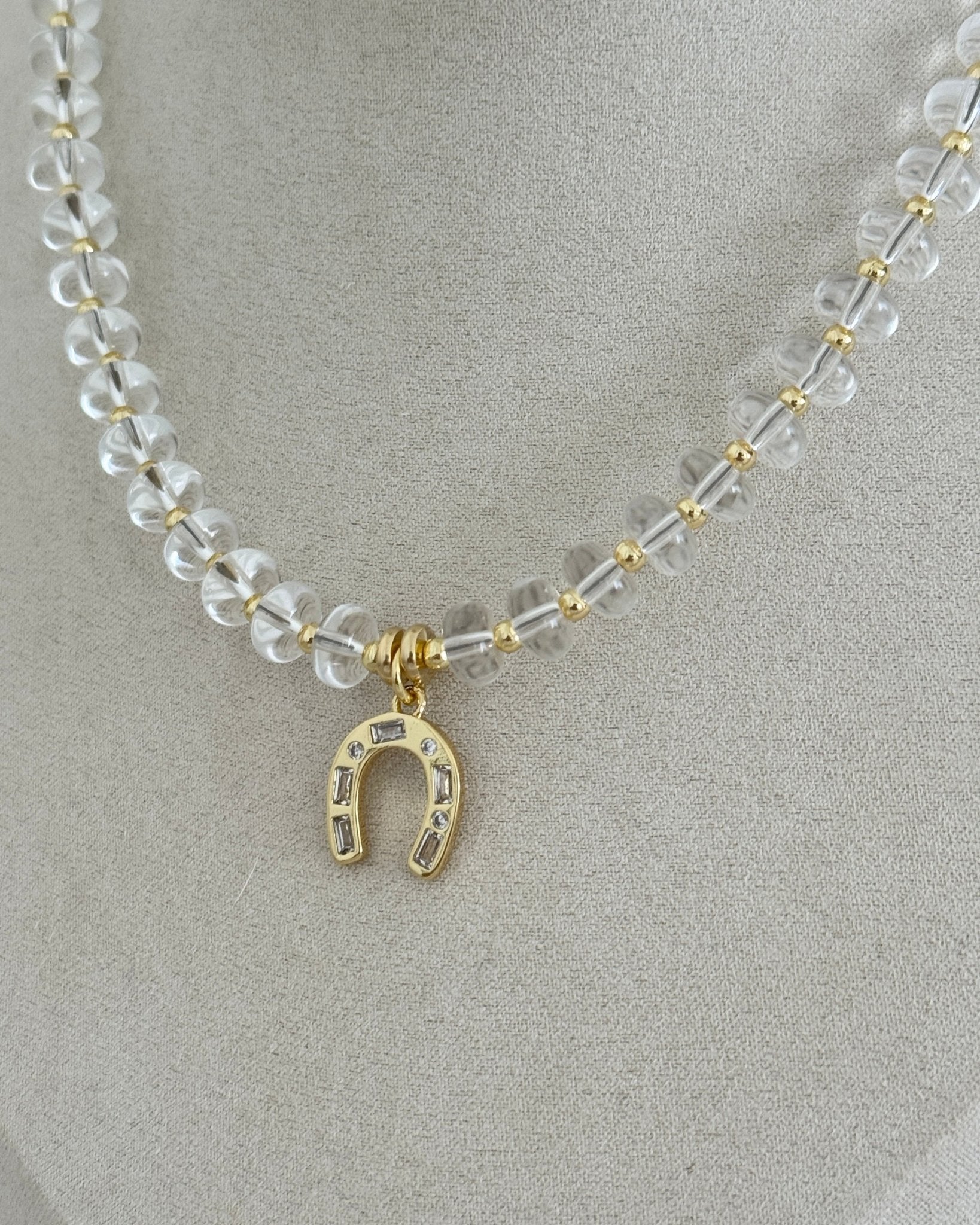 Gemstone Horseshoe Necklace - Necklaces | LimaLimón Store - 3