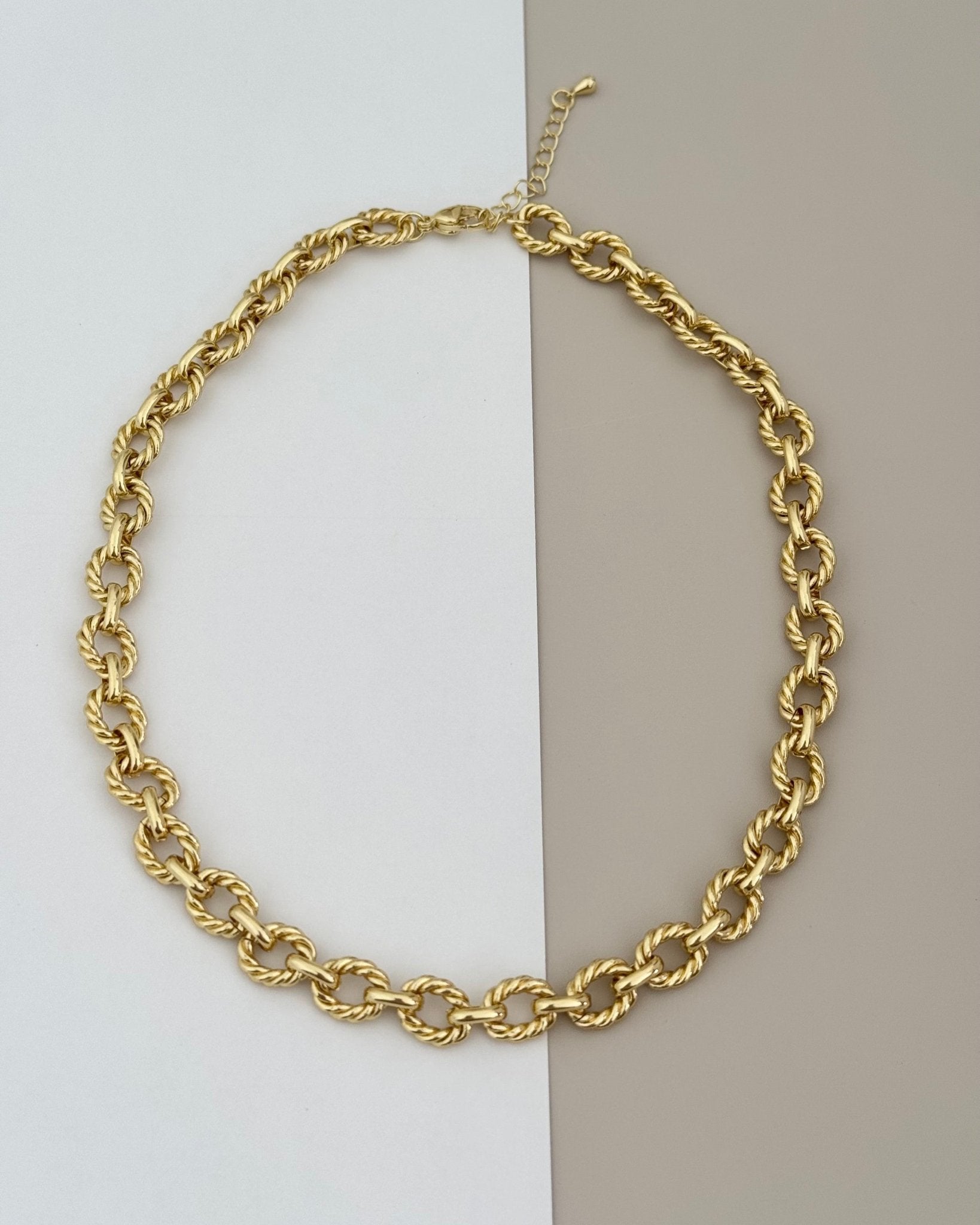 Gold Chain Necklace - LimaLimón Store