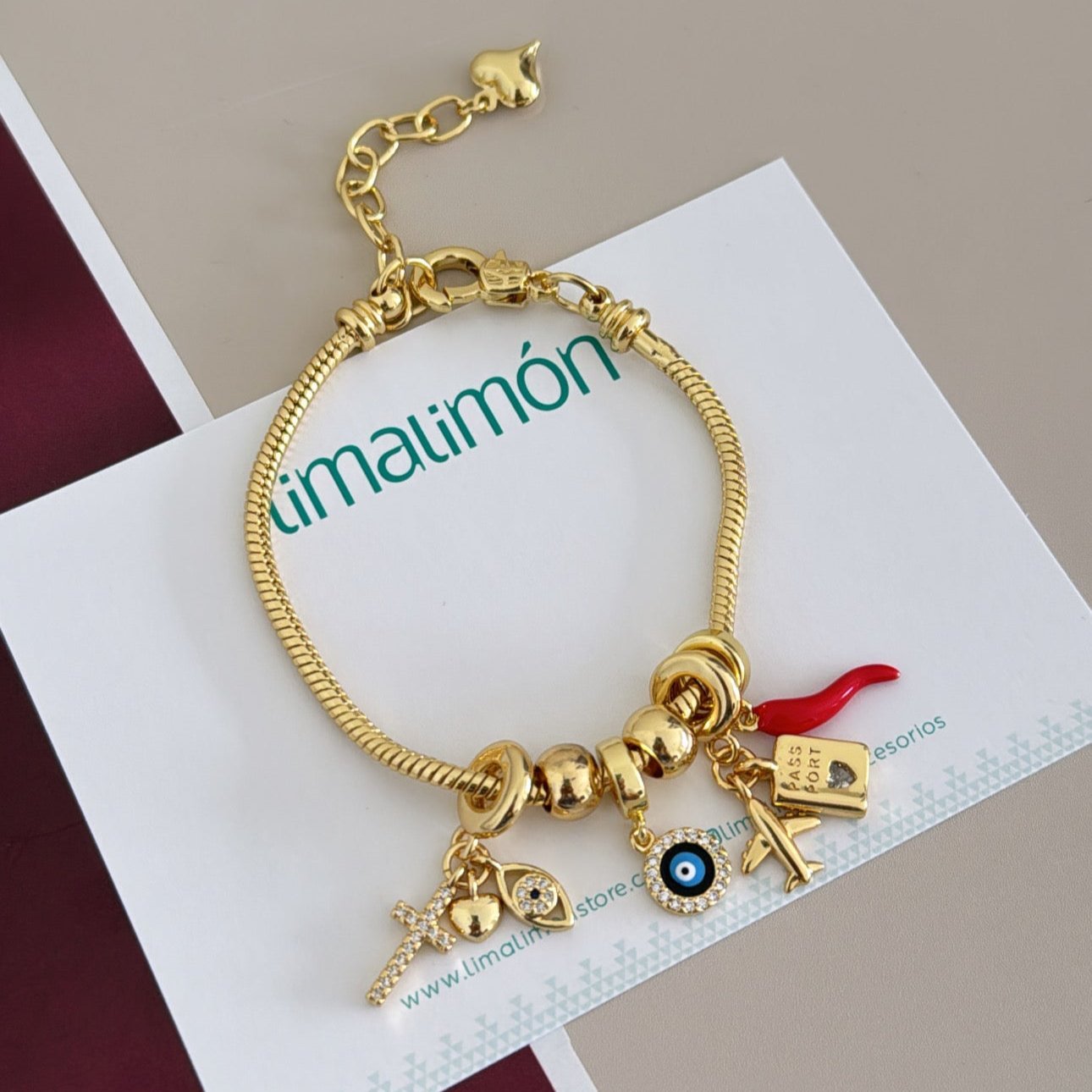 Gold Charm Travel Bracelet - Bracelet | LimaLimón Store - 1