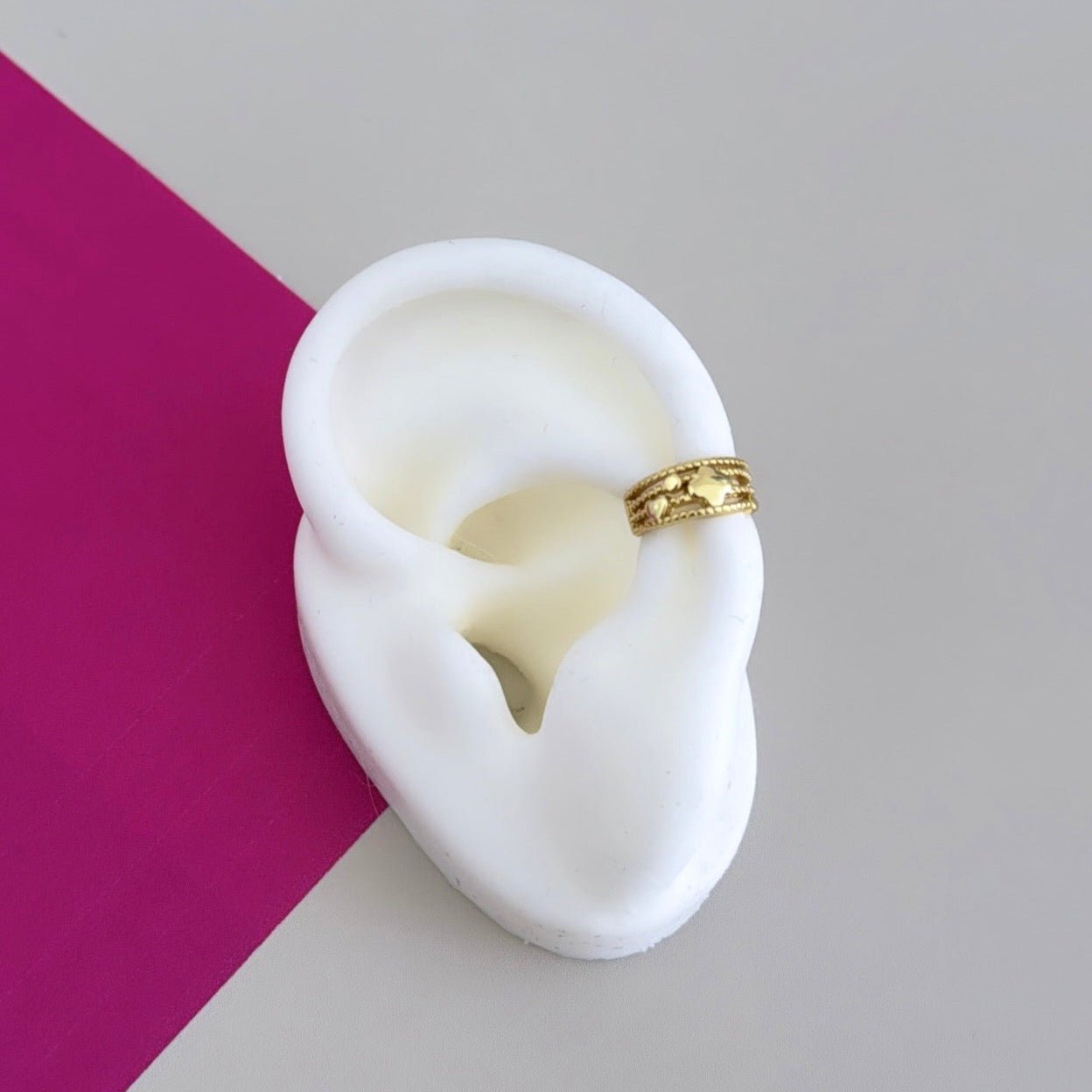 Gold Ear cuff - Earring | LimaLimón Store - 1