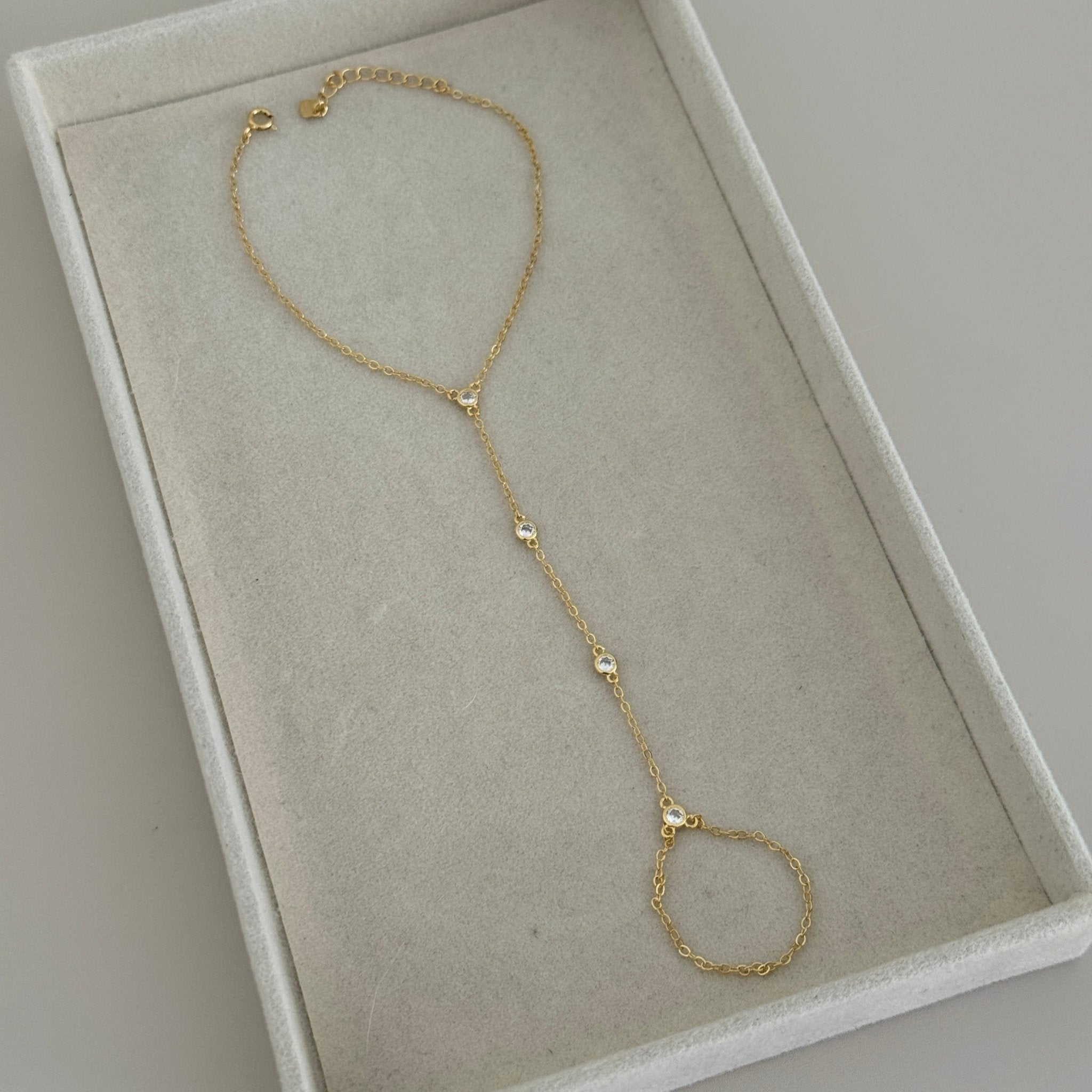 Gold Hand Chain Bracelet with Crystals - Bracelets | LimaLimón Store - 2