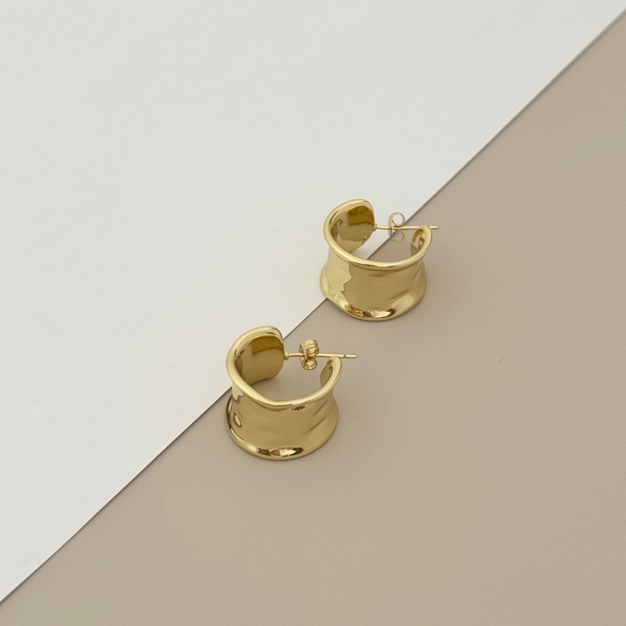 Gold Hoops - LimaLimón Store