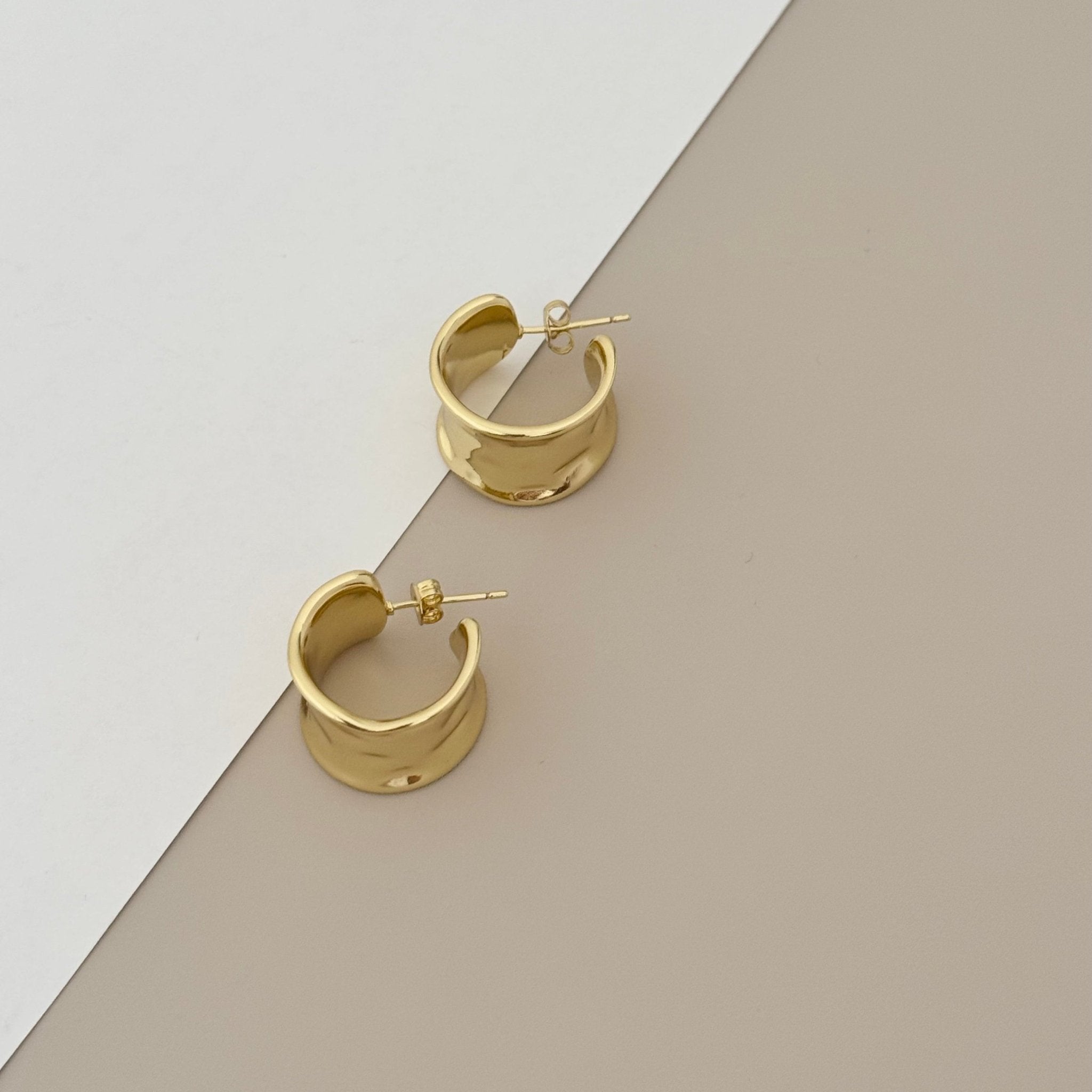Gold Hoops - LimaLimón Store