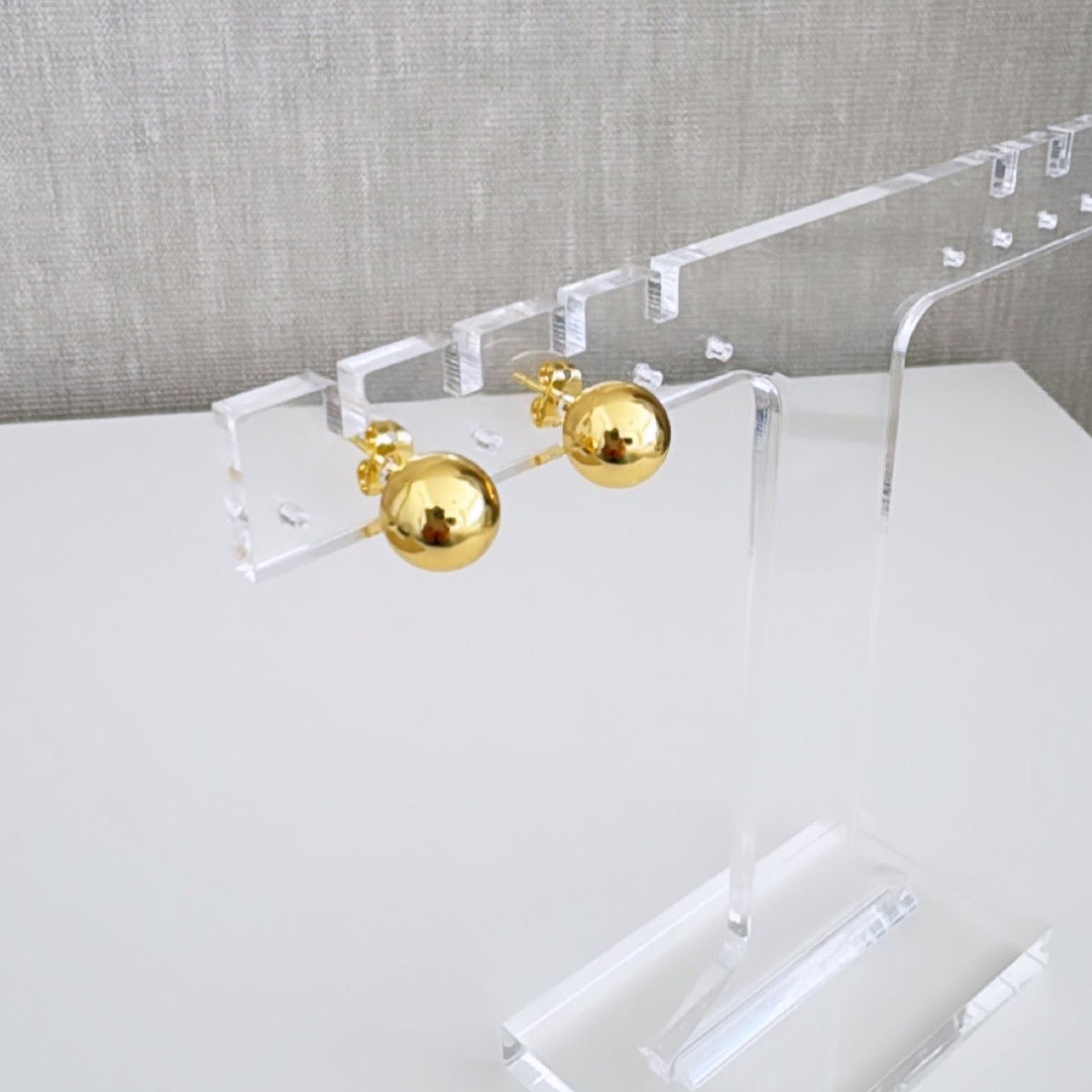 Gold Stud - Earring | LimaLimón Store - 2
