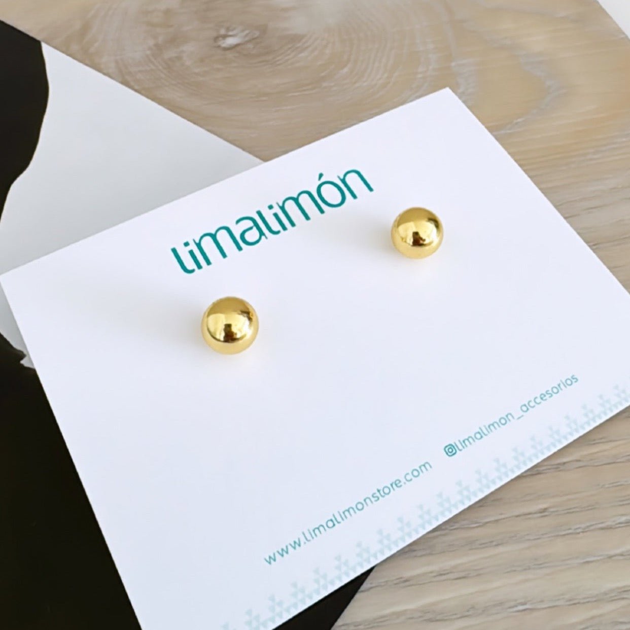 Gold Stud - Earring | LimaLimón Store - 1