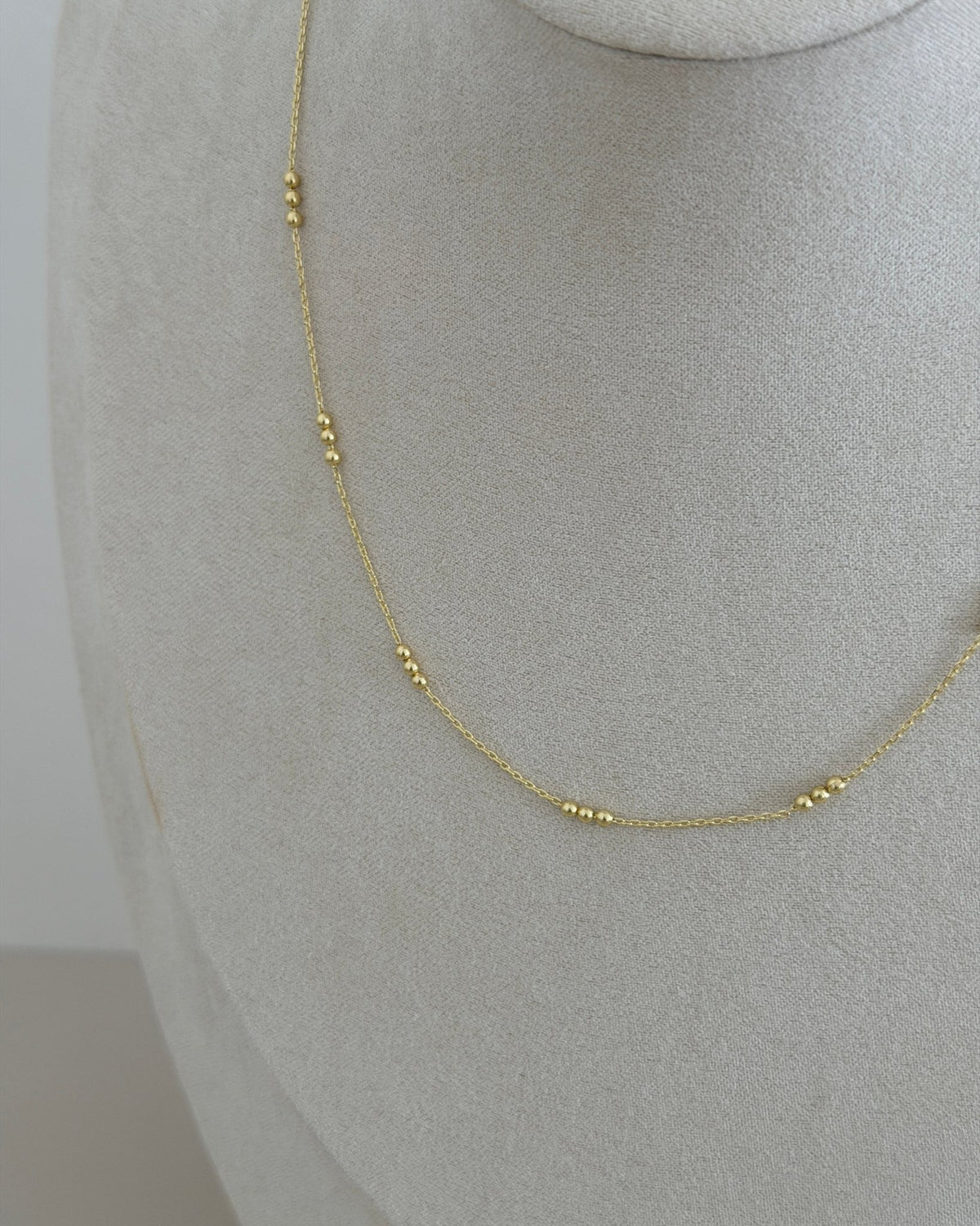 Golden Beads Station Necklace - Necklaces | LimaLimón Store - 3