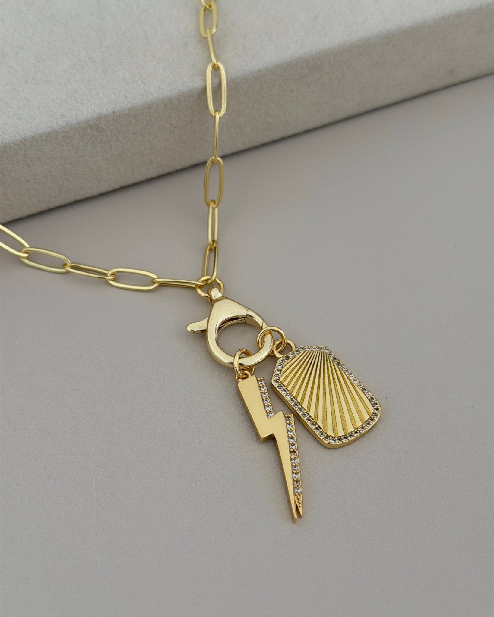Golden Bolt Charm Paperclip Necklace - Necklace | LimaLimón Store - 5